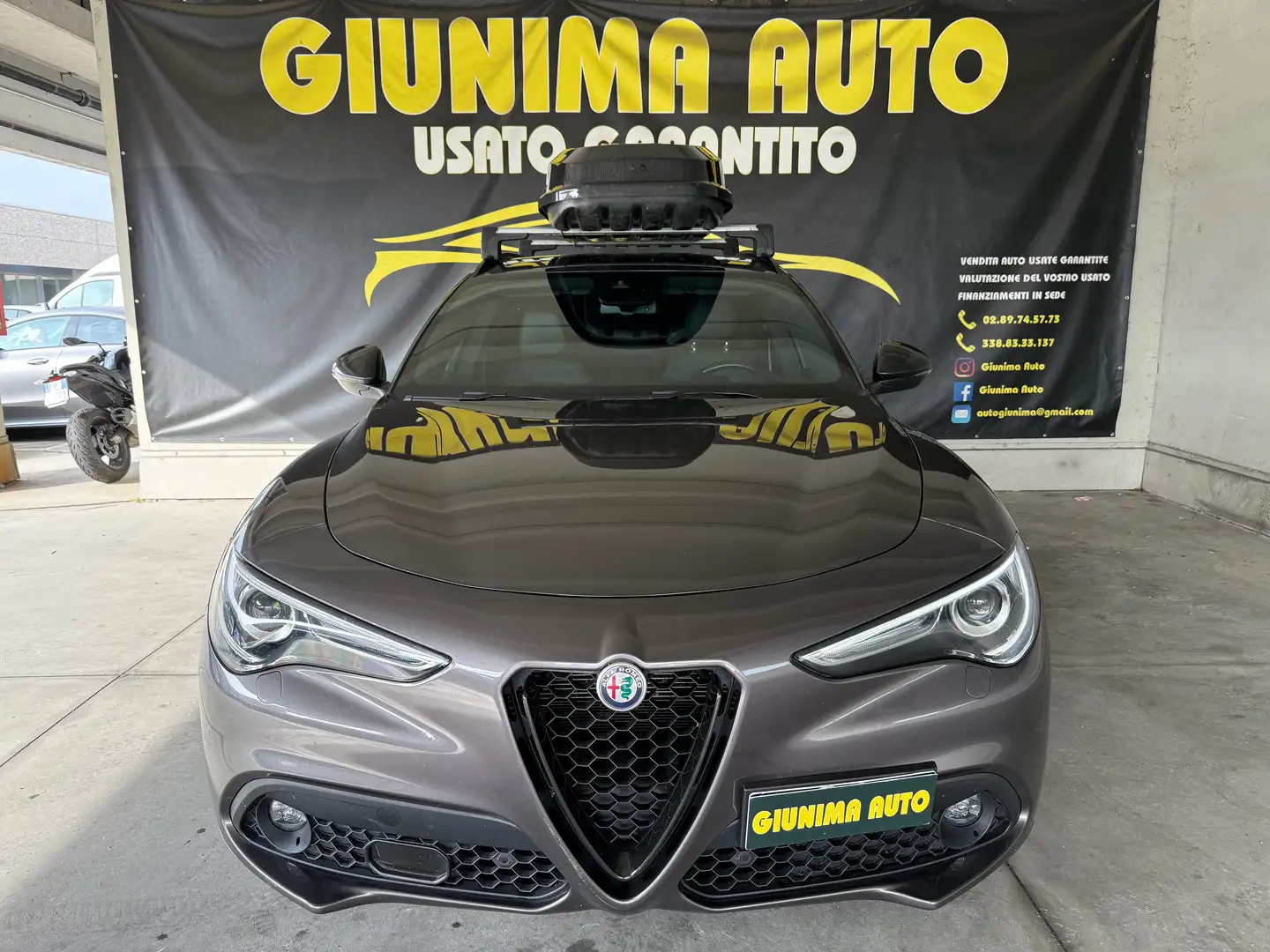Alfa Romeo Stelvio UNICO PROPRIETARIO Stelvio 2.2 t Veloce Q4 210cv Grijs - 2