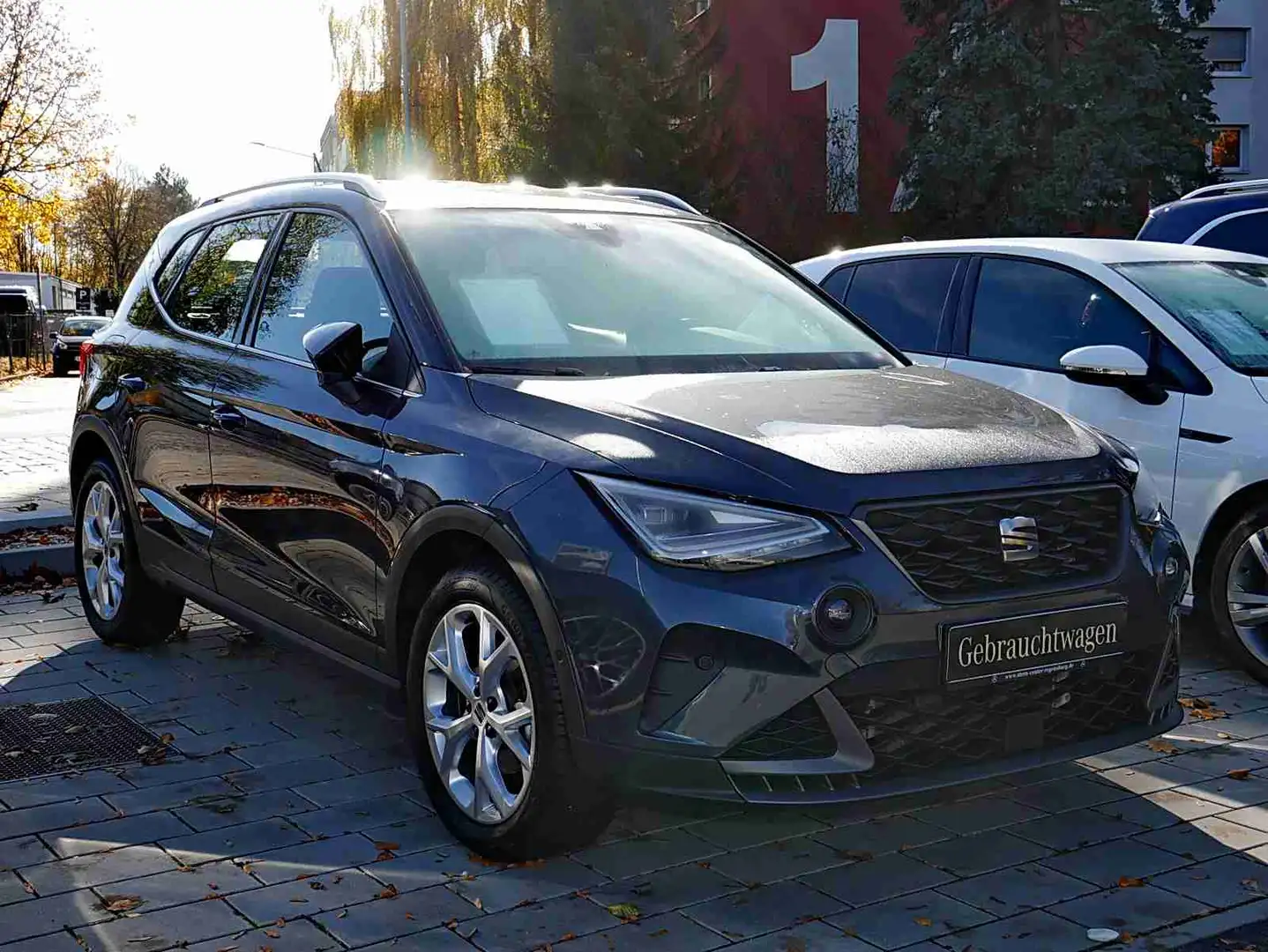 SEAT Arona 1.0 TSI FR BEATS Fast Lane OPF EURO 6d Gris - 2