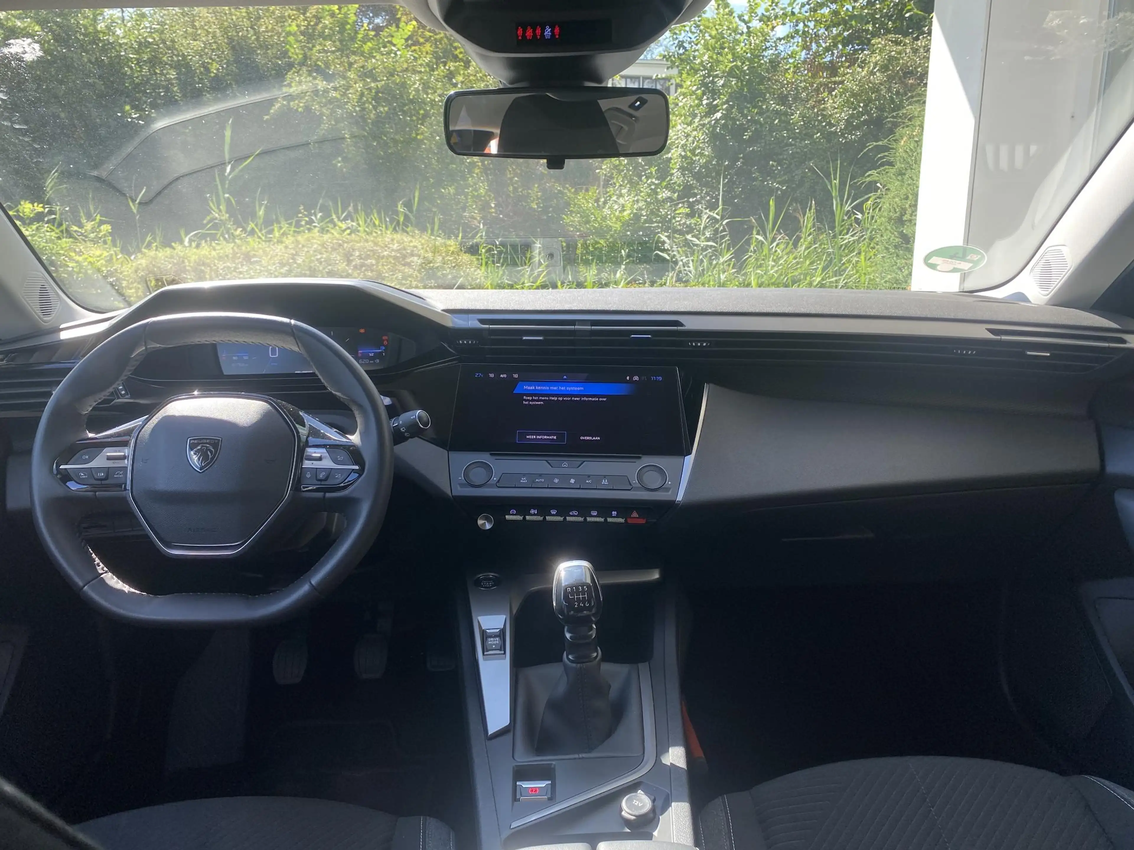 Peugeot 308 SW 1.2 PureTech Active Pack Business | Climate & C — photo 4