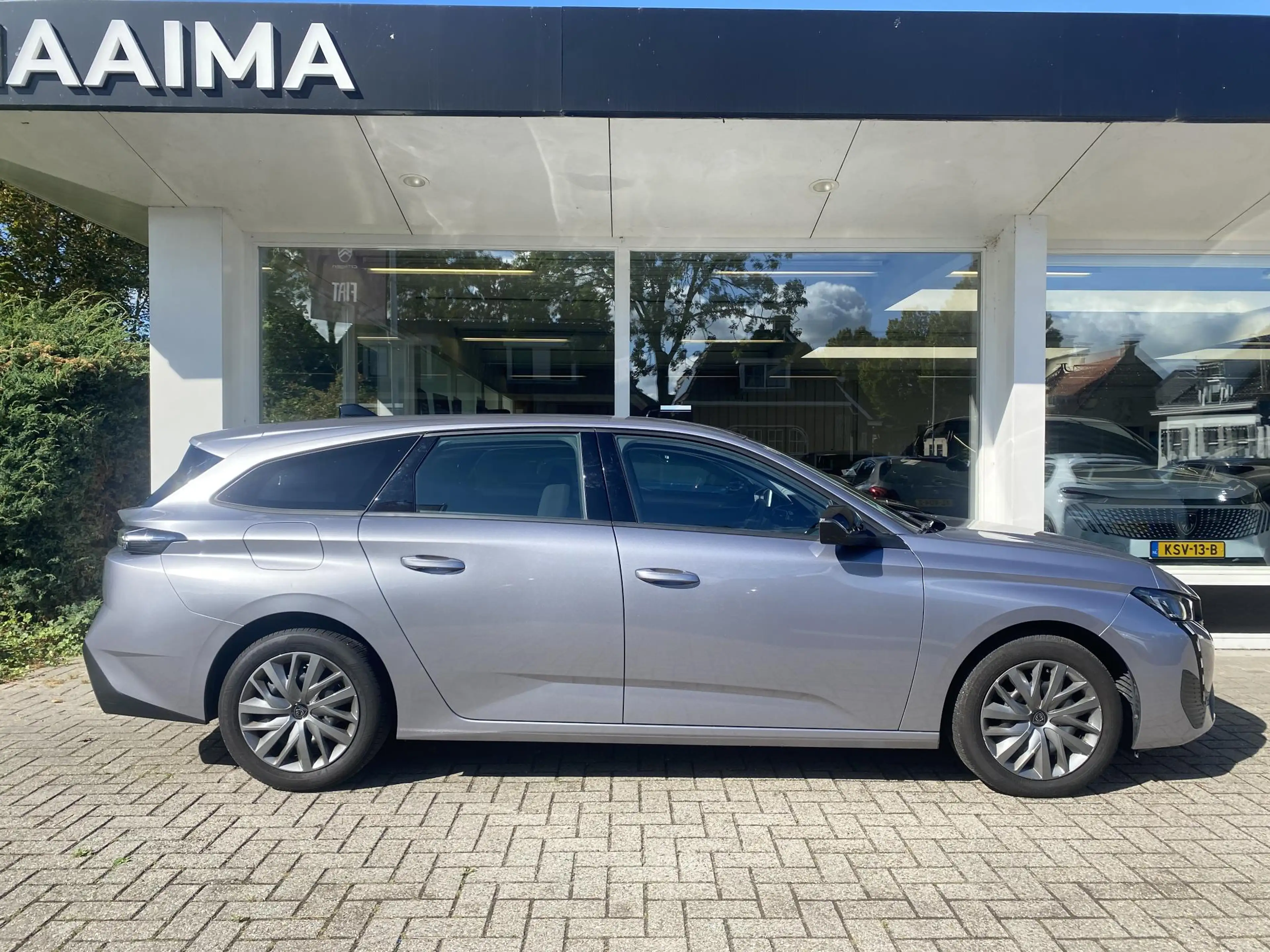 Peugeot 308 SW 1.2 PureTech Active Pack Business | Climate & C — photo 2