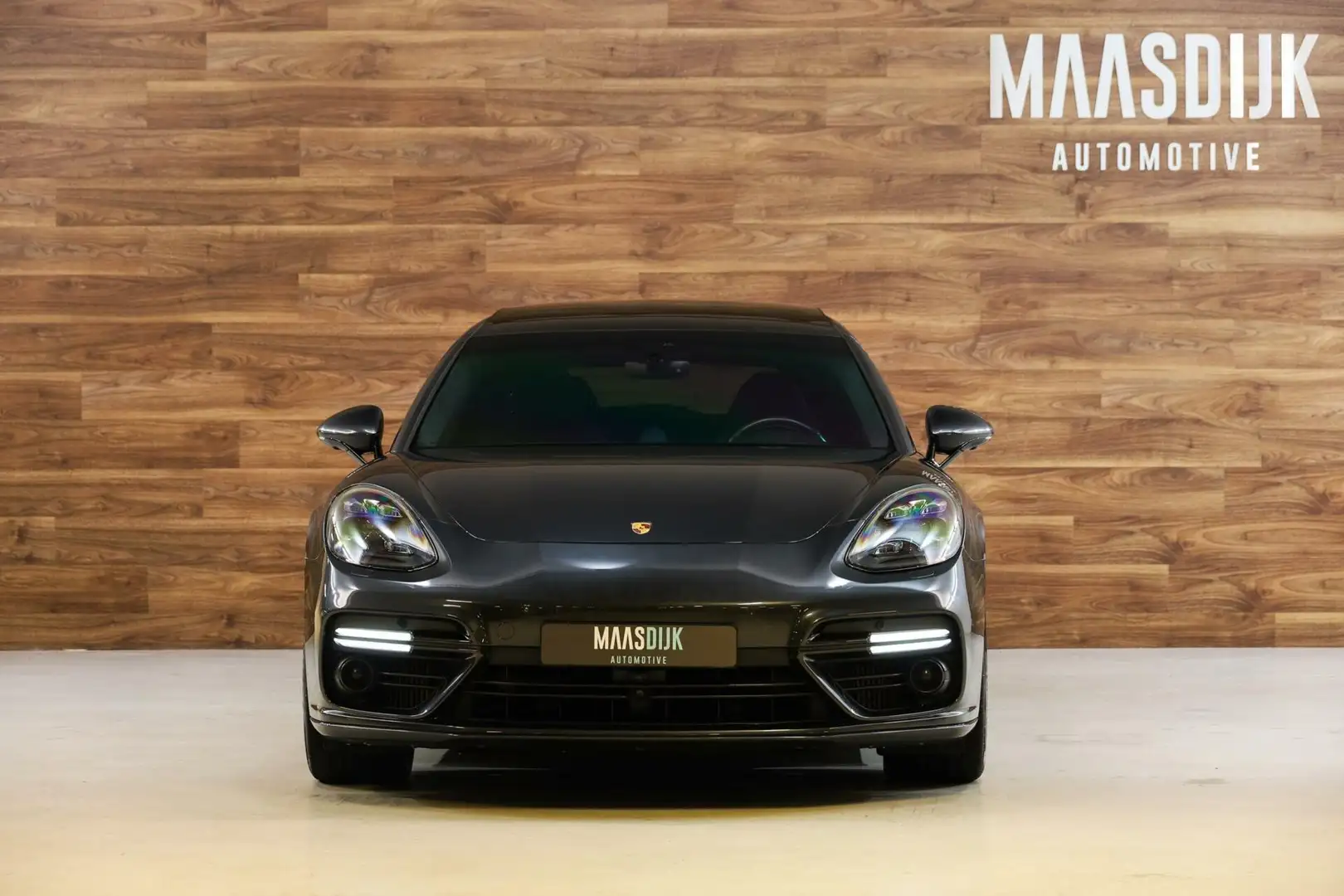 Porsche Panamera Sport Turismo 4.0 Turbo S E-Hybrid Grijs - 2