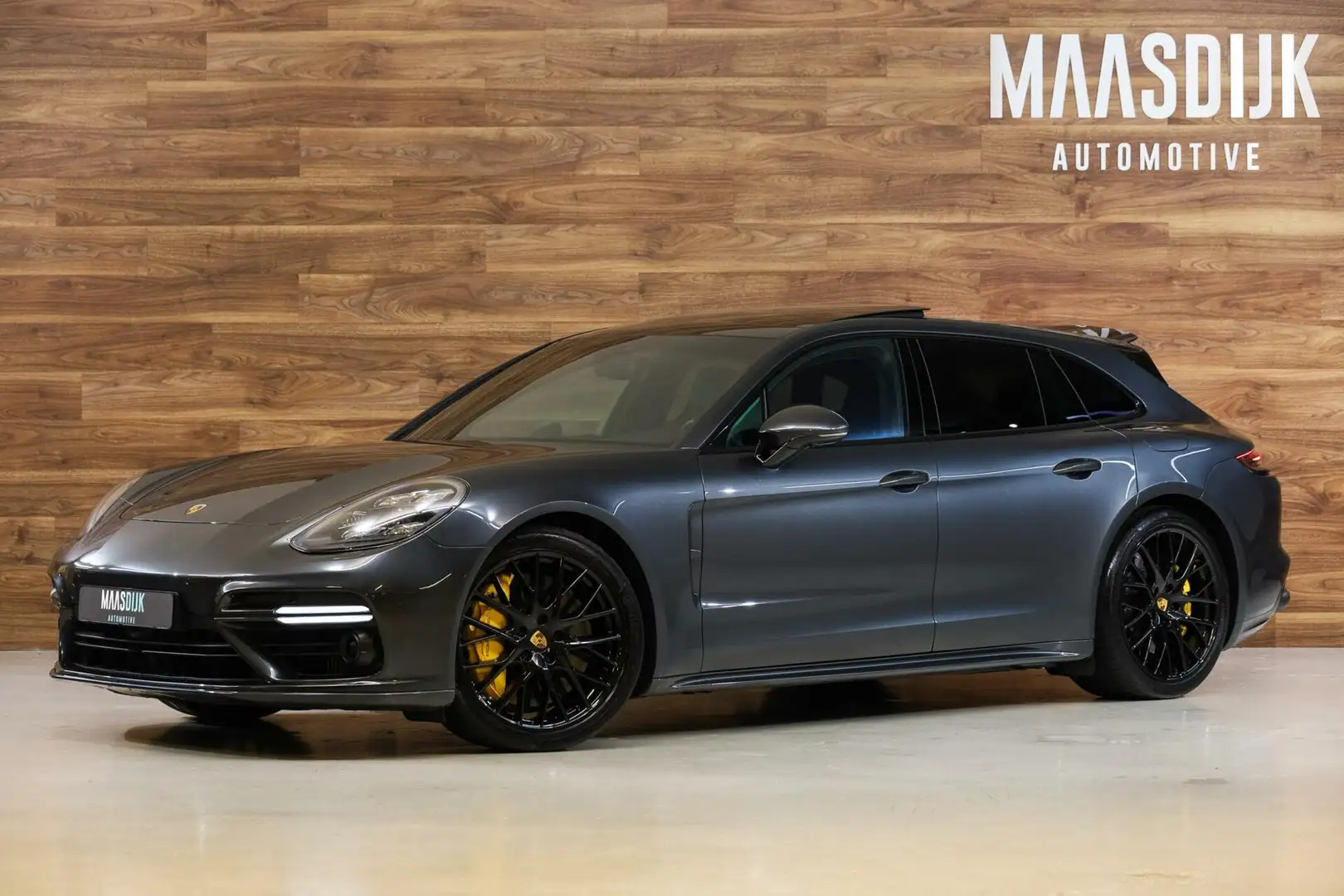 Porsche Panamera Sport Turismo 4.0 Turbo S E-Hybrid Grijs - 1