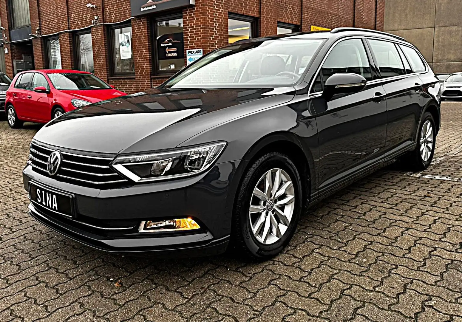 Volkswagen Passat Variant 1.6TDI*DSG*KAMERA*ACC*MASSAGESIT* Grau - 1