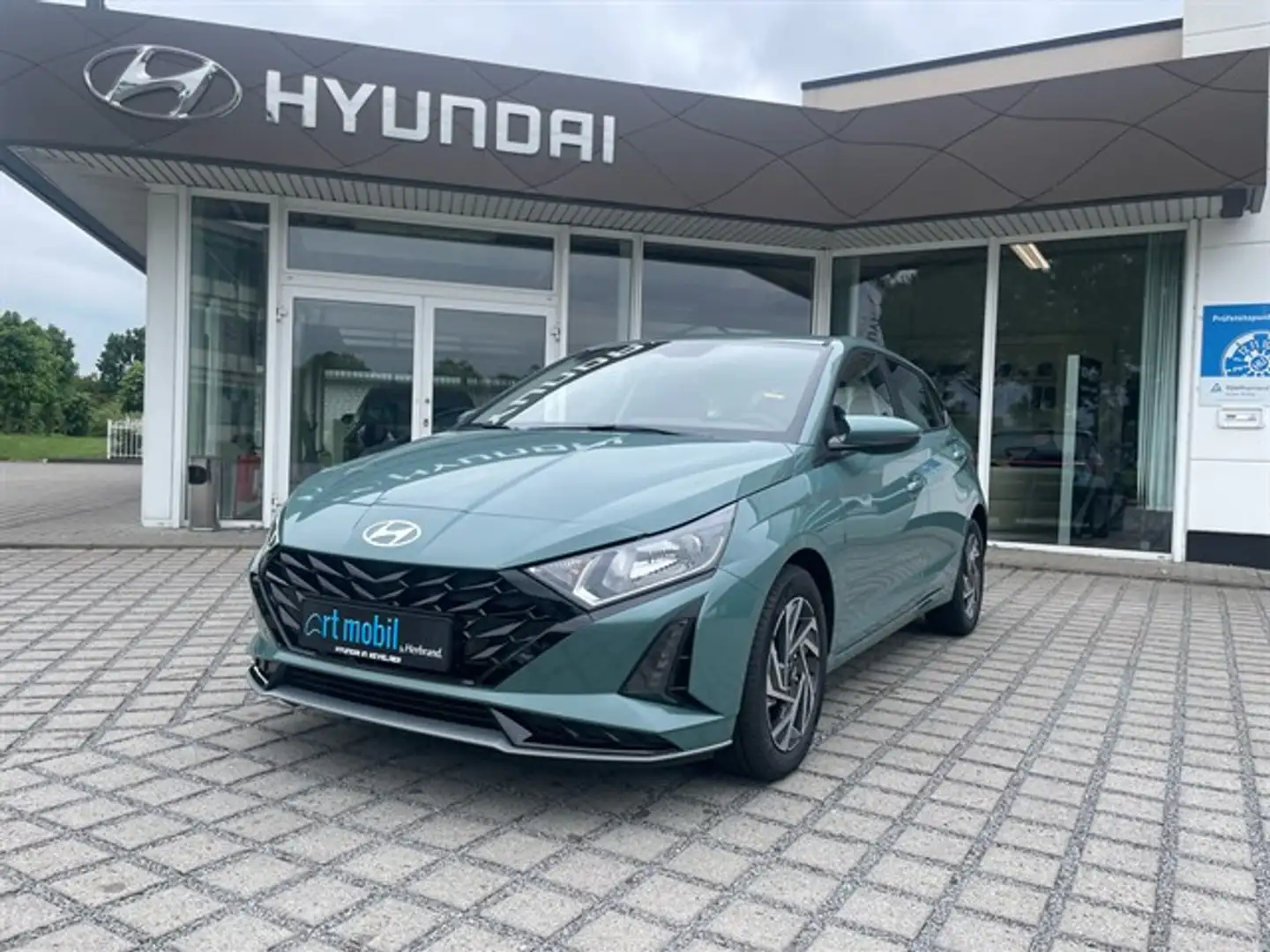 Hyundai i20 Trend mit Komfortpaket Grün - 1