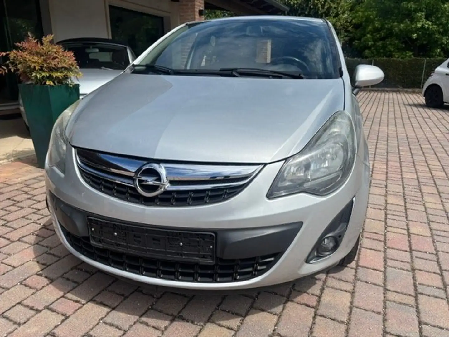 Opel Corsa 5p 1.2 Edition (elective) 85cv Grau - 1