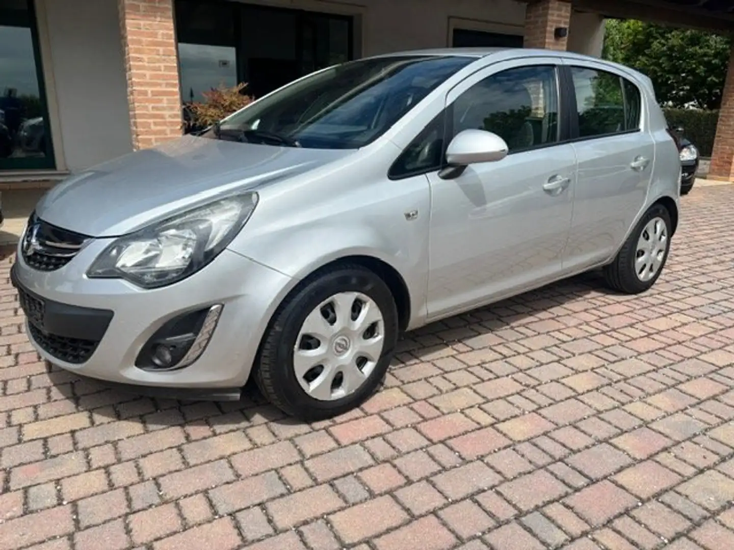 Opel Corsa 5p 1.2 Edition (elective) 85cv Grau - 2
