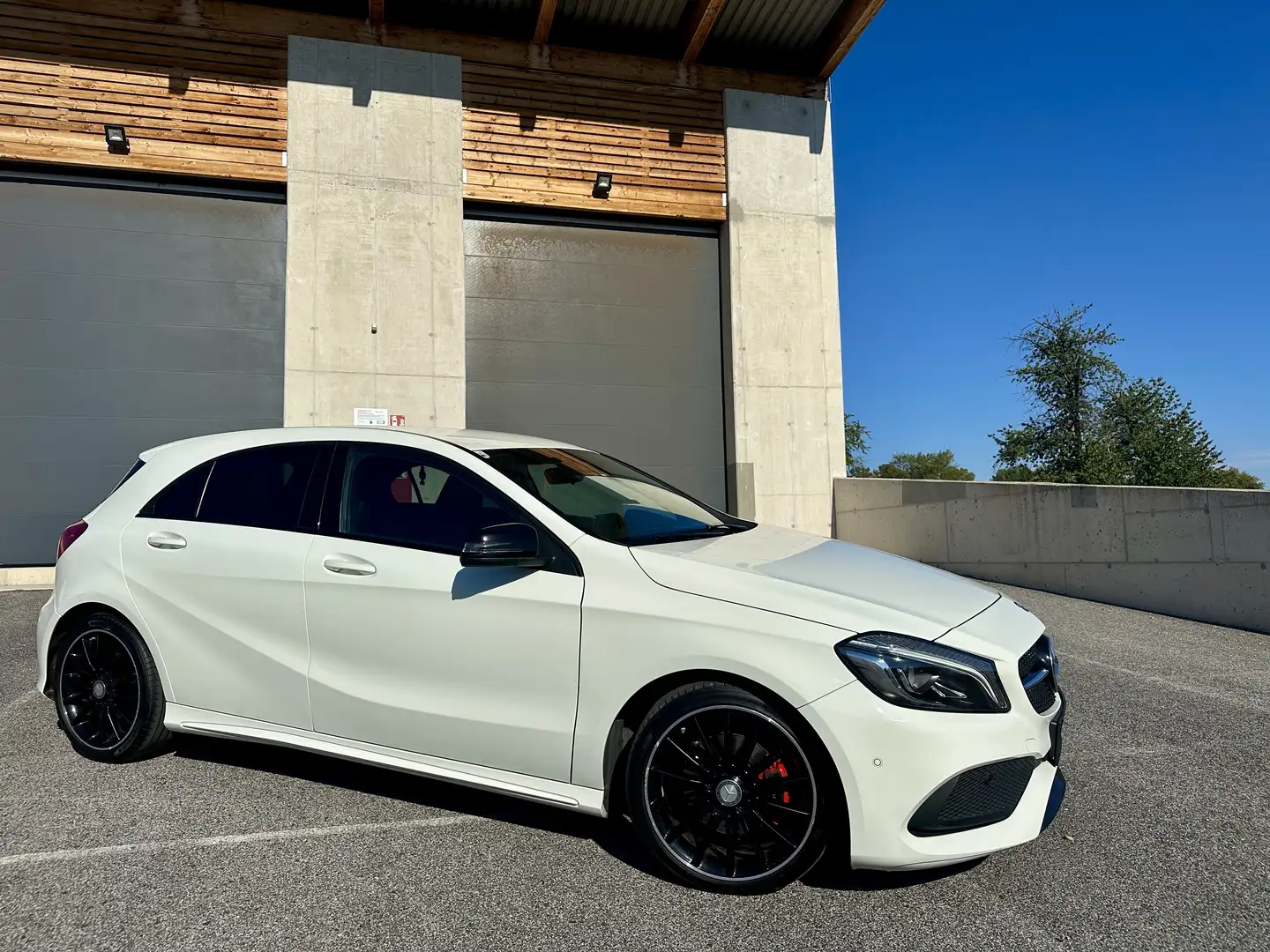 Mercedes-Benz A 200 AMG Paket,1.Besitz! Facelift,Navi,18er - 2