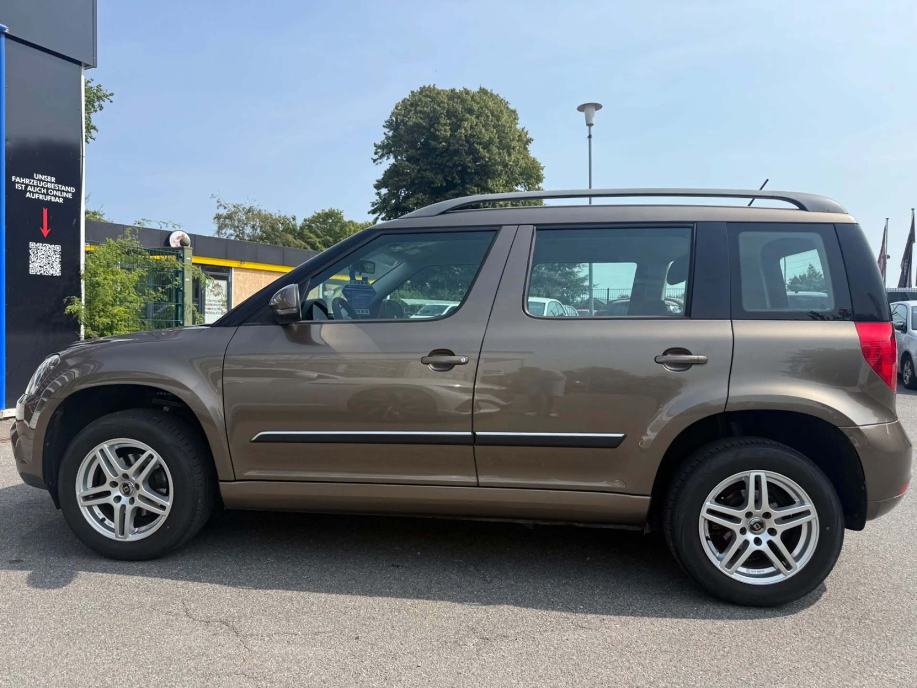 Skoda Yeti 1.2 TSI Active (AHK-KLIMA-TÜV NEU) — photo 4