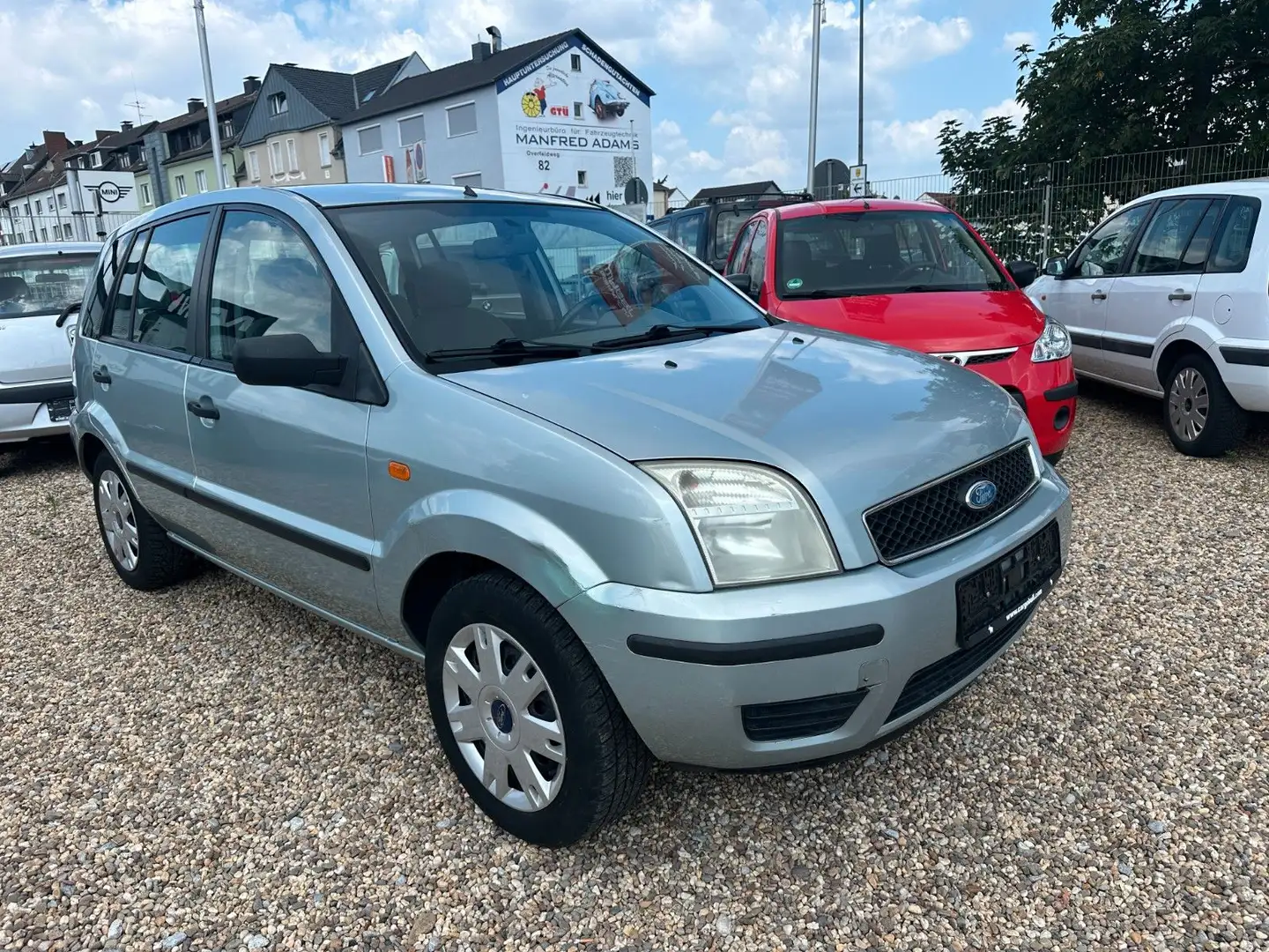 Ford Fusion 1.4 16V Automatik Šedá - 2