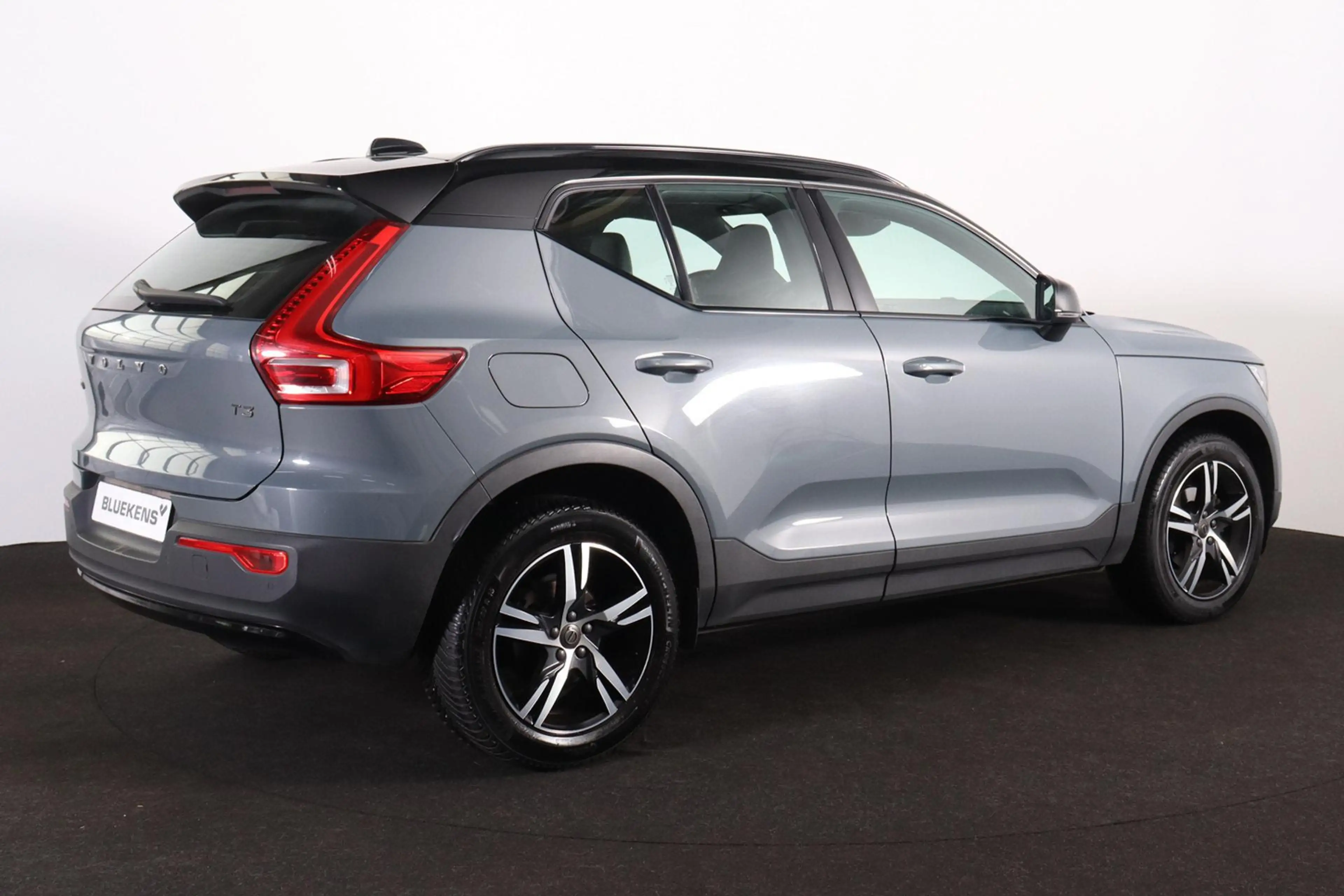 Volvo XC40 T3 R-Design - Parkeercamera achter - Parkeersensor — photo 5