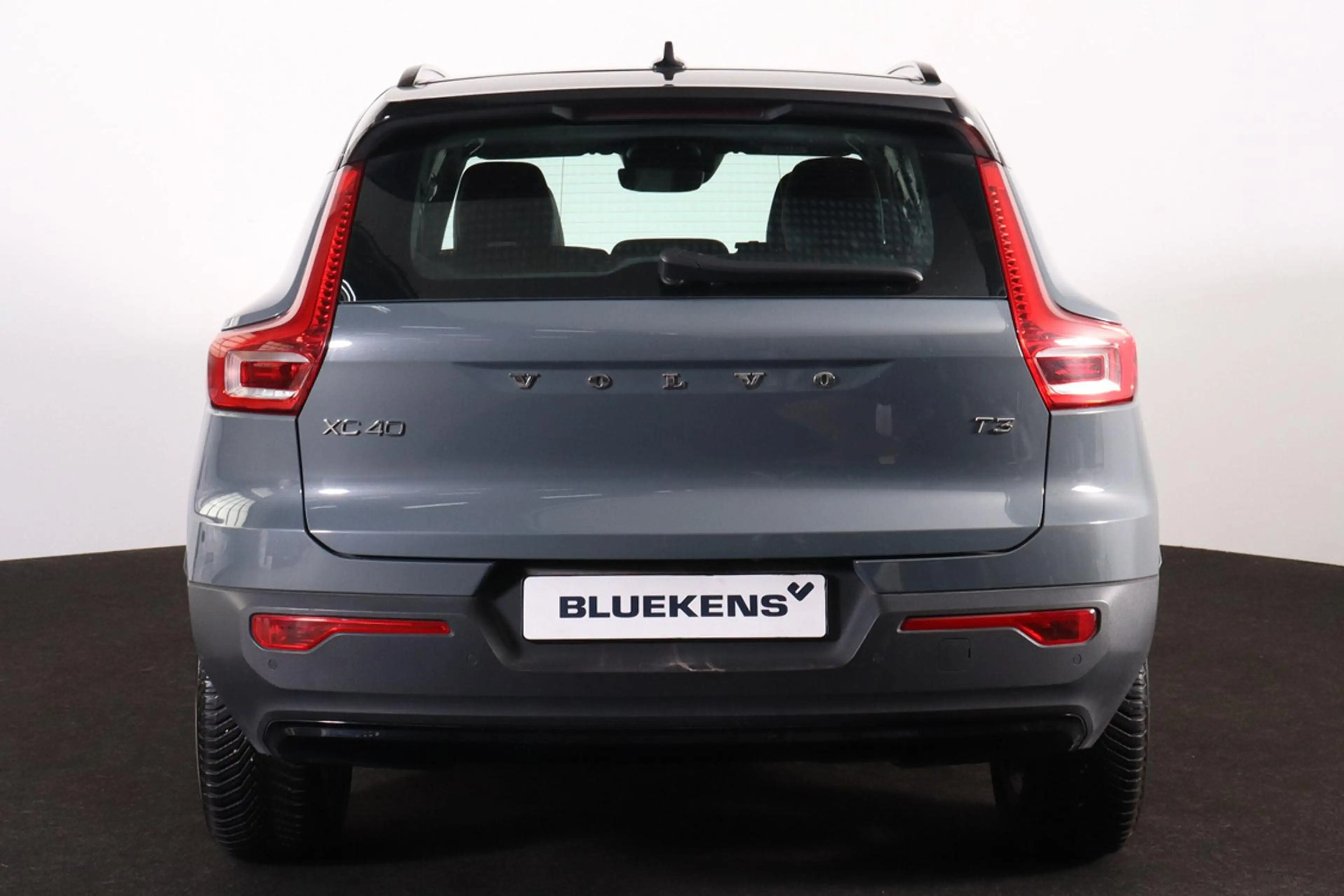 Volvo XC40 T3 R-Design - Parkeercamera achter - Parkeersensor — photo 4