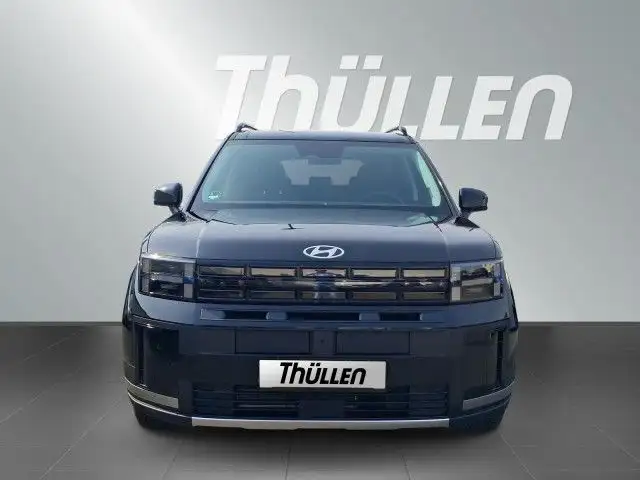 Hyundai Santa Fe main image