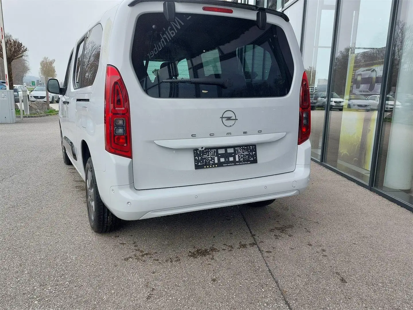 Opel Combo 1.5 Diesel XL GS *7-Sitzer* Weiß - 2