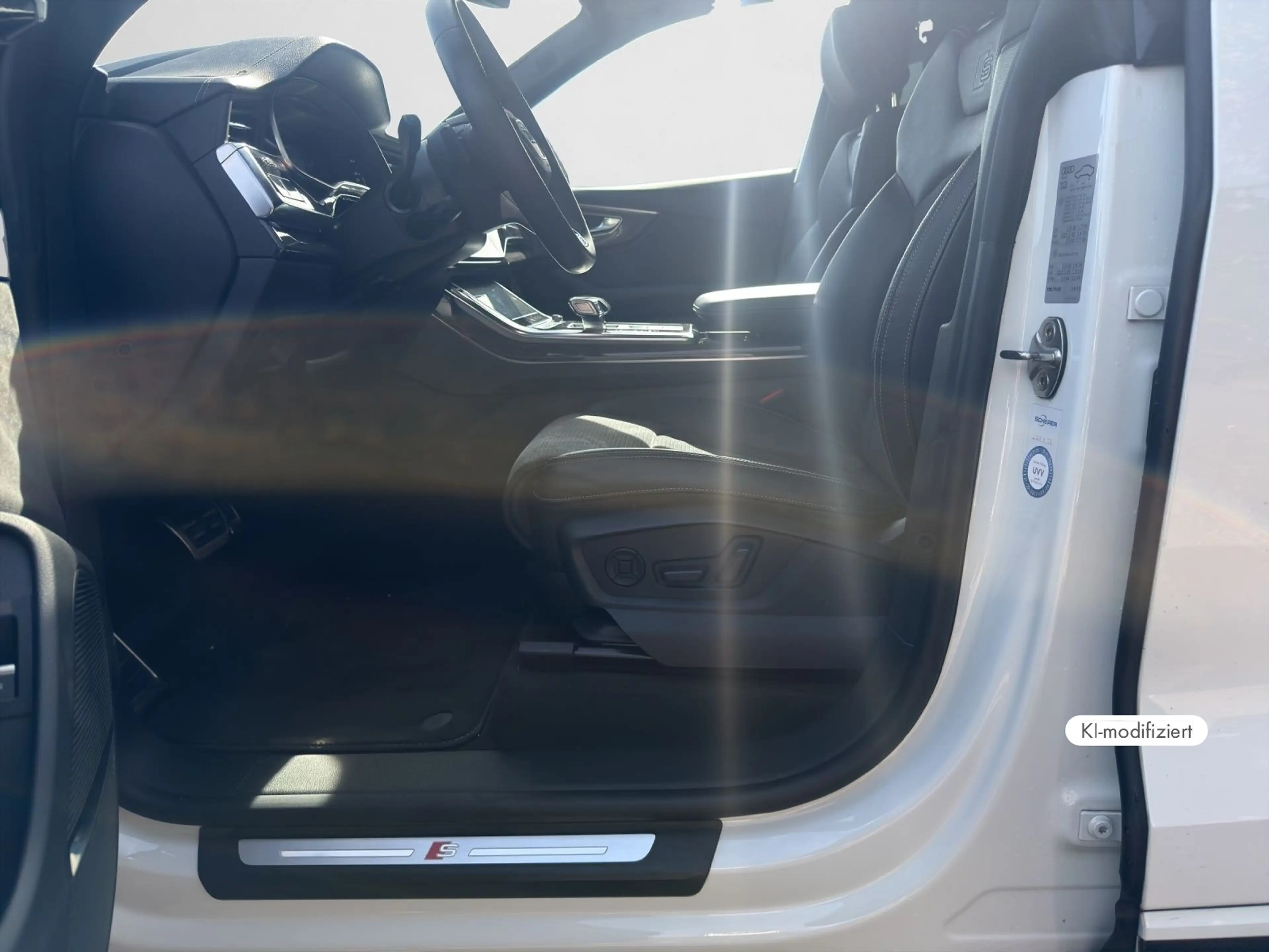 Audi Q8 50 TDI quattro competition plus tiptronic — photo 12
