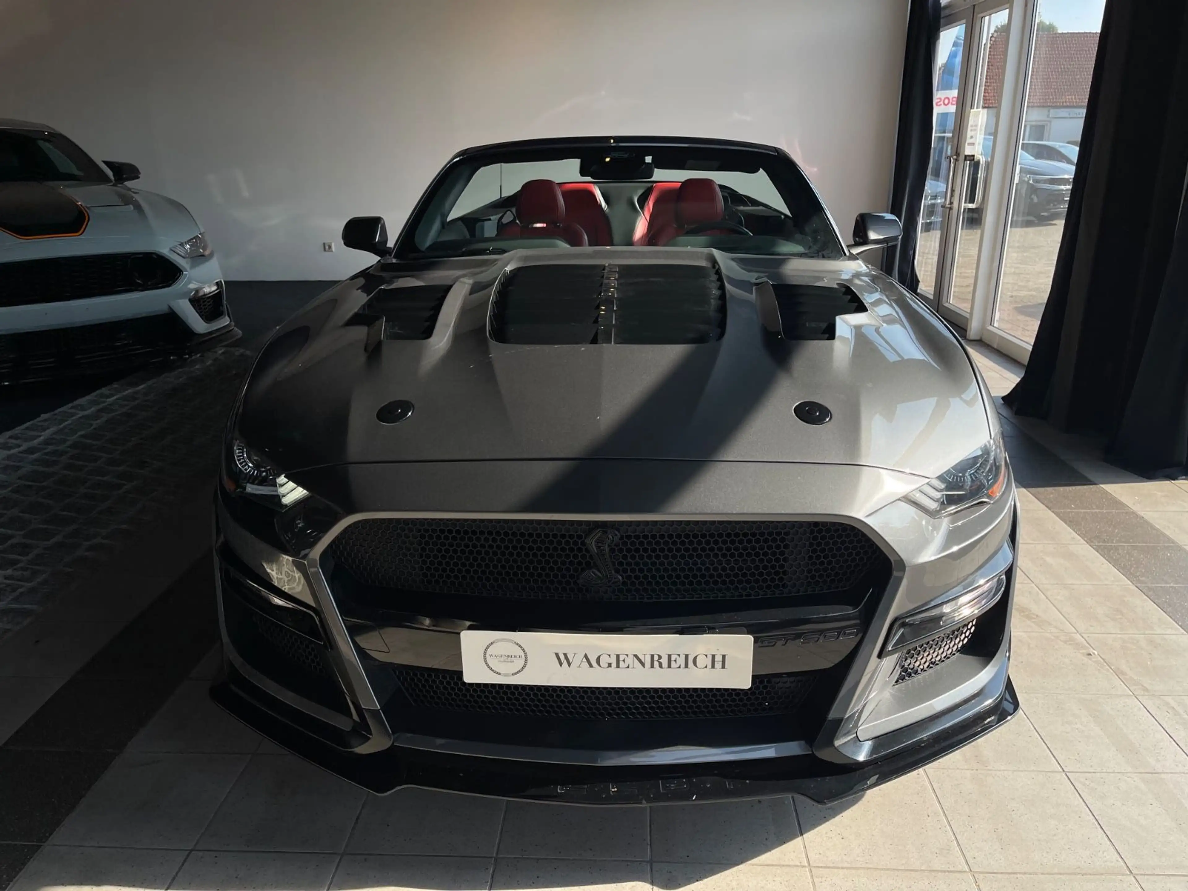 Ford Mustang GT Cabrio 5.0 V8 — photo 3