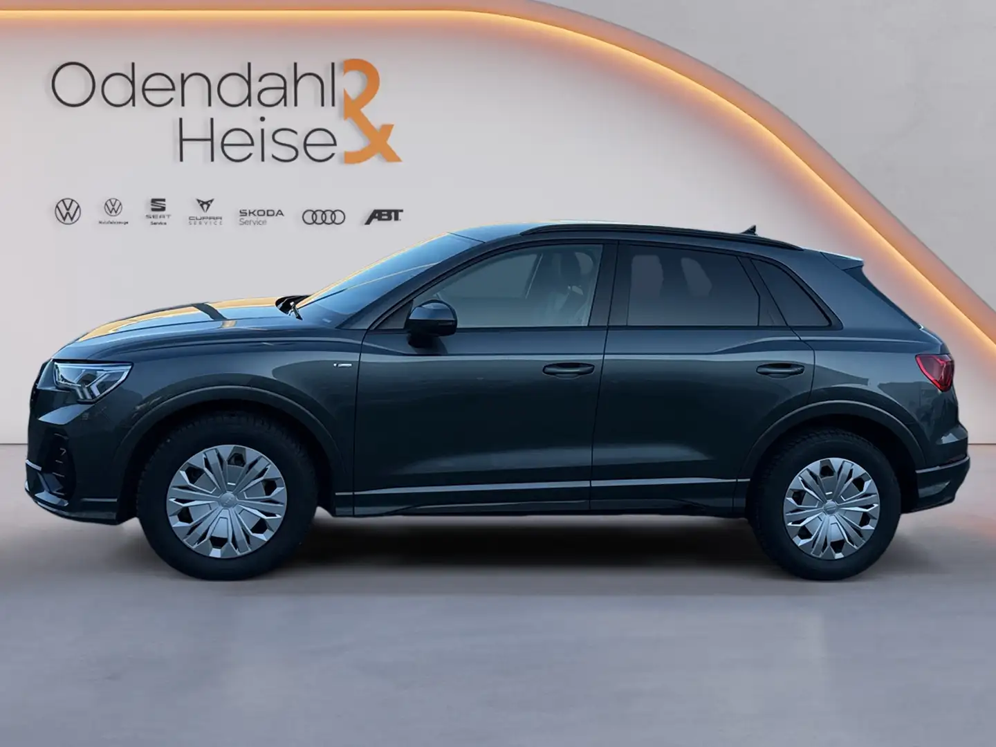 Audi Q3 Sline 35 TFSI S tronic *Navi*LED*PDC+Kamera* Grau - 2