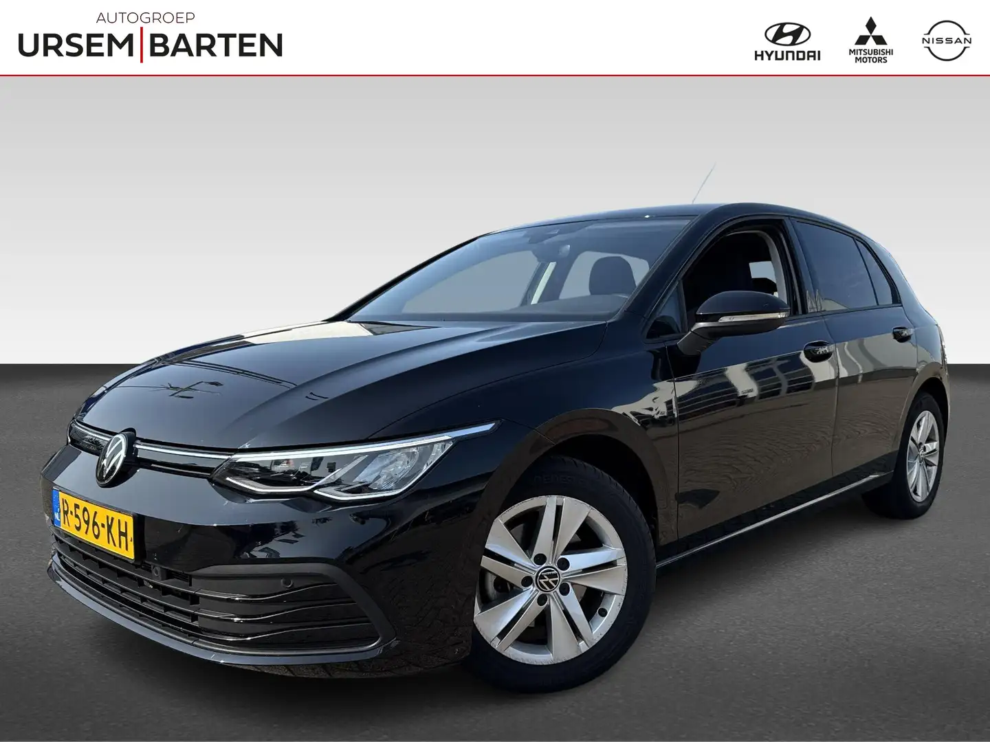 Volkswagen Golf 1.0 TSI Life  | navigatie | ACC | LED | Apple Carp Zwart - 1