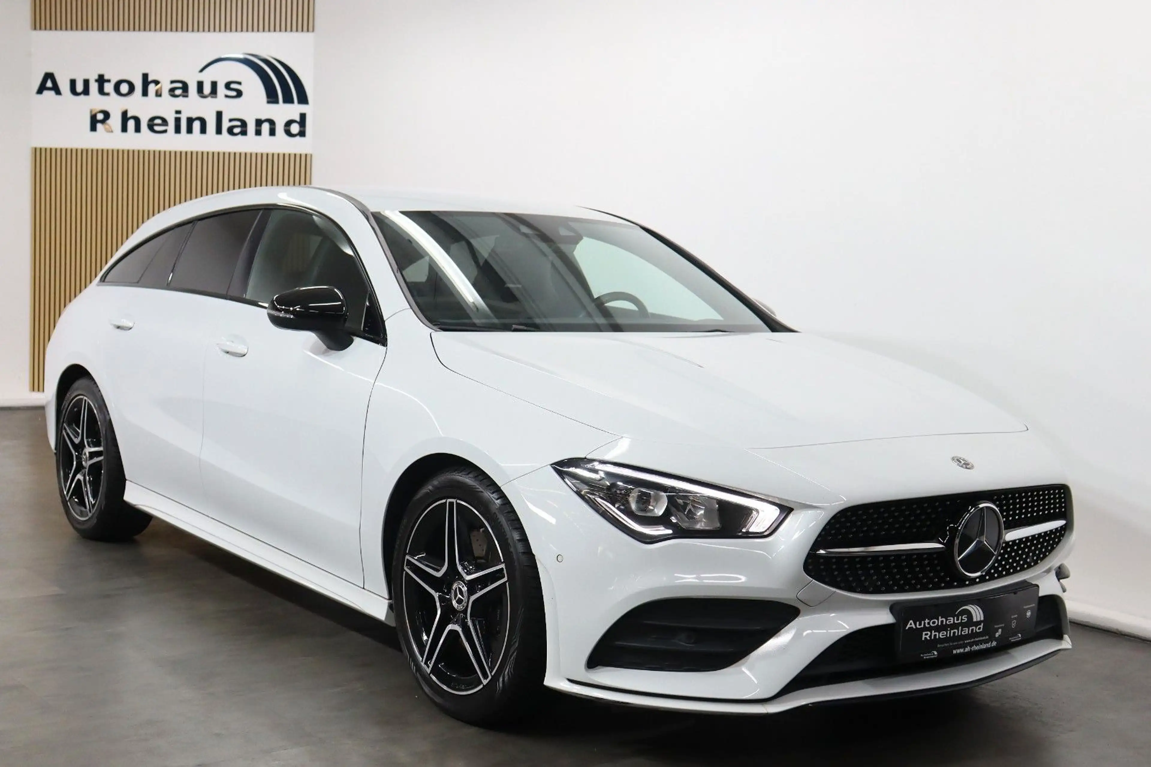 Mercedes-Benz CLA 200 CLA 200 Shoot. Brake AMG*NIGHT*KAMERA*LED*AHK — photo 6
