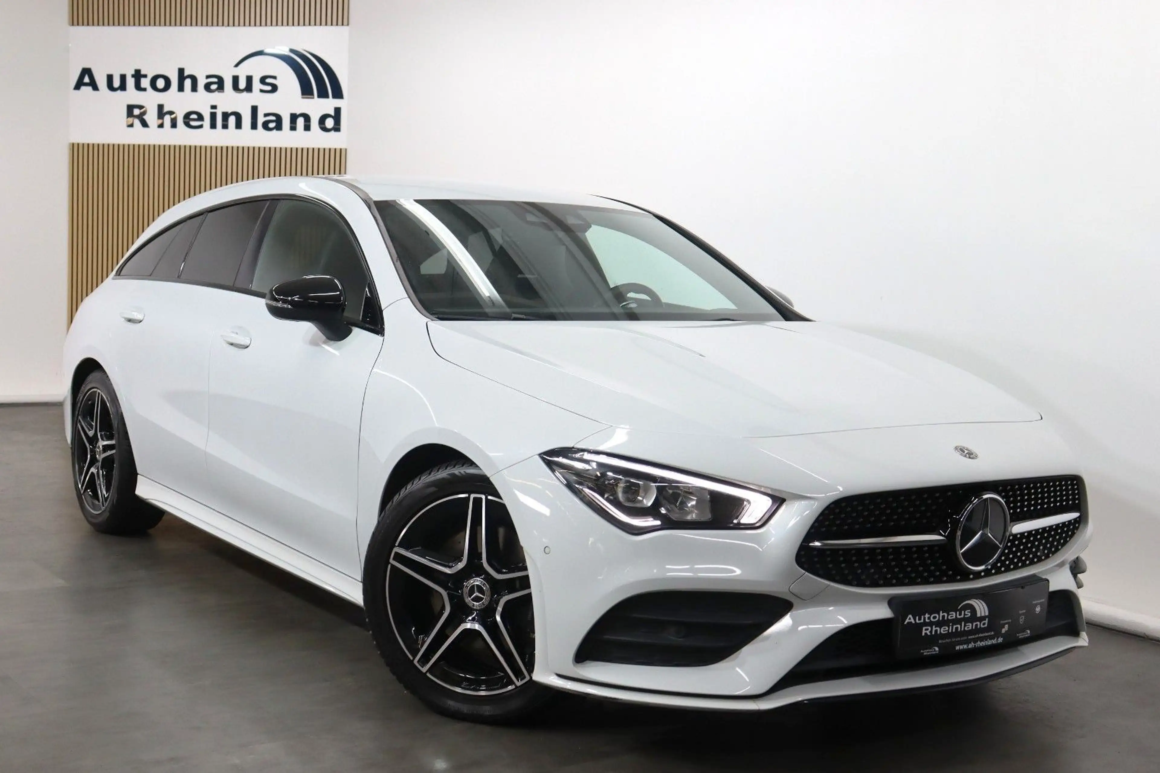 Mercedes-Benz CLA 200 CLA 200 Shoot. Brake AMG*NIGHT*KAMERA*LED*AHK — photo 2