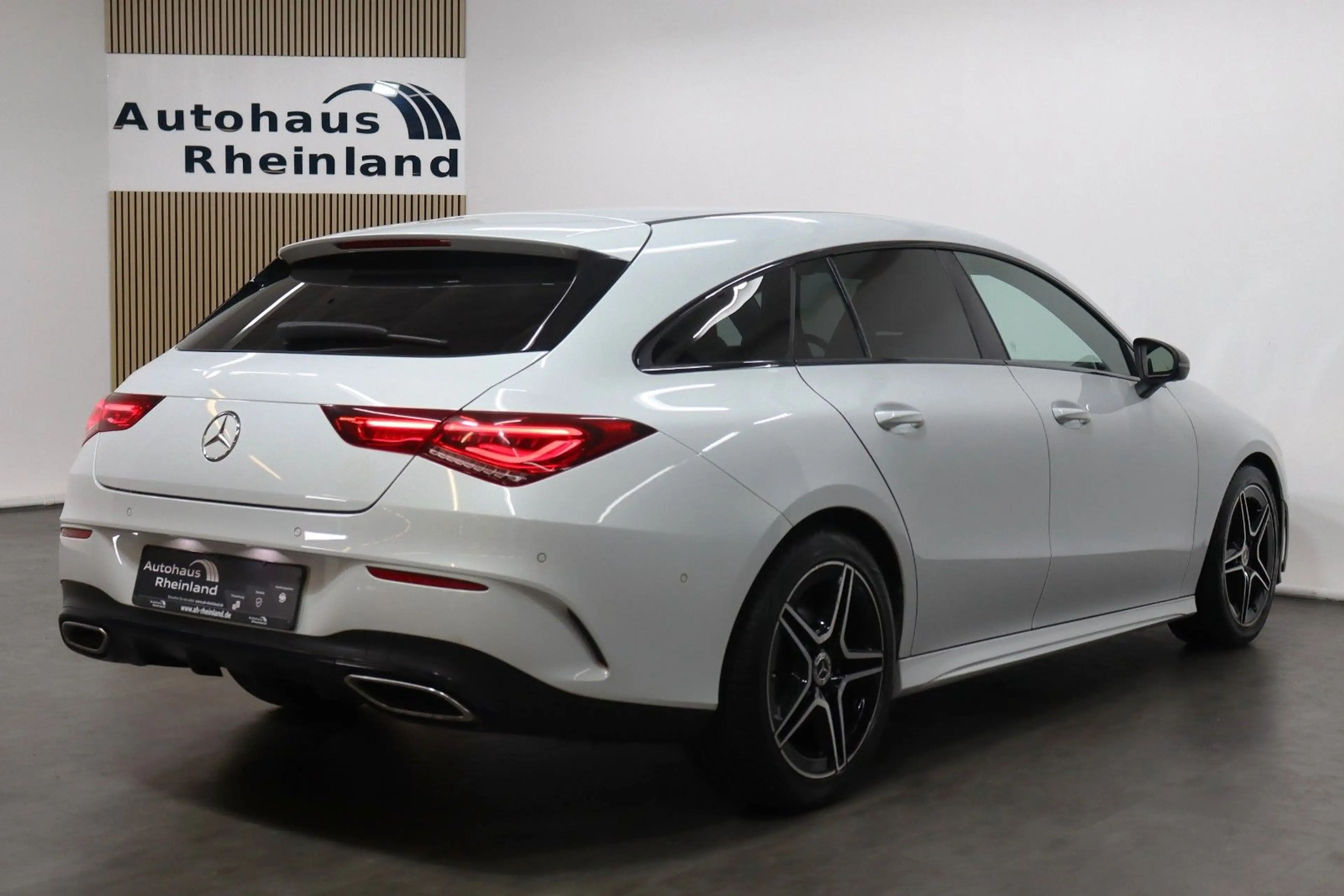 Mercedes-Benz CLA 200 CLA 200 Shoot. Brake AMG*NIGHT*KAMERA*LED*AHK — photo 5