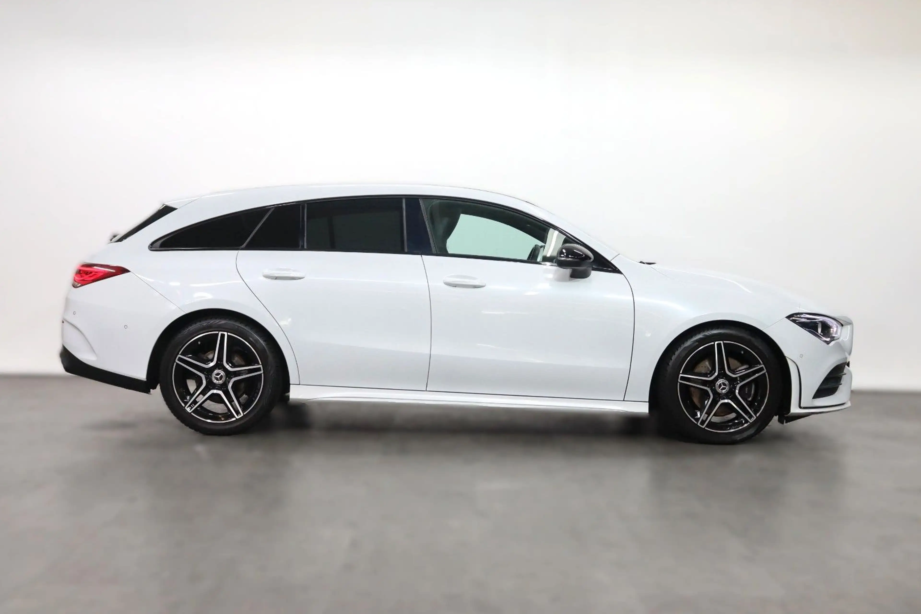 Mercedes-Benz CLA 200 CLA 200 Shoot. Brake AMG*NIGHT*KAMERA*LED*AHK — photo 12