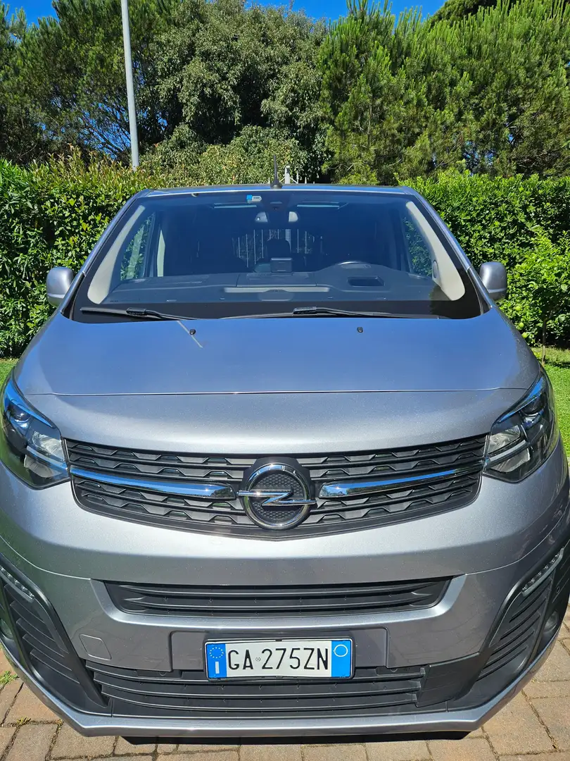 Opel Zafira Life 2.0 150 cv Innovation full optional 8 posti M Argento - 1