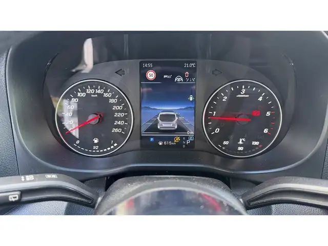 Mercedes-Benz Vito view 13