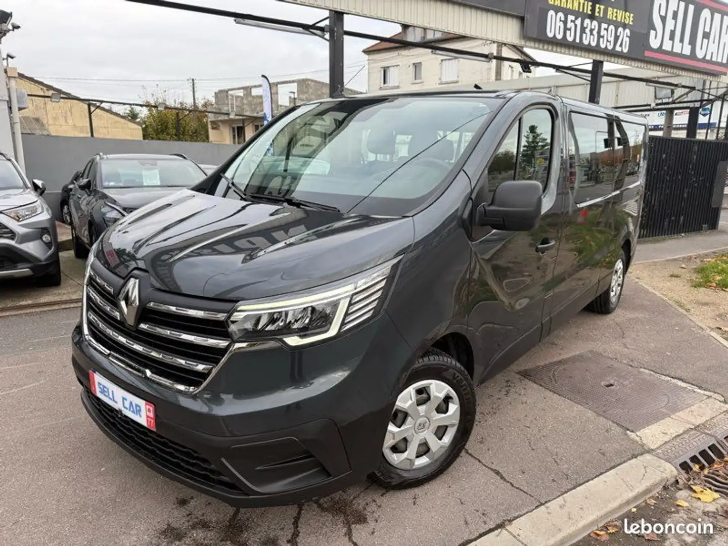 Renault Trafic 2.0 dci 150ch 9 Places 1 ère Main Gris - 1