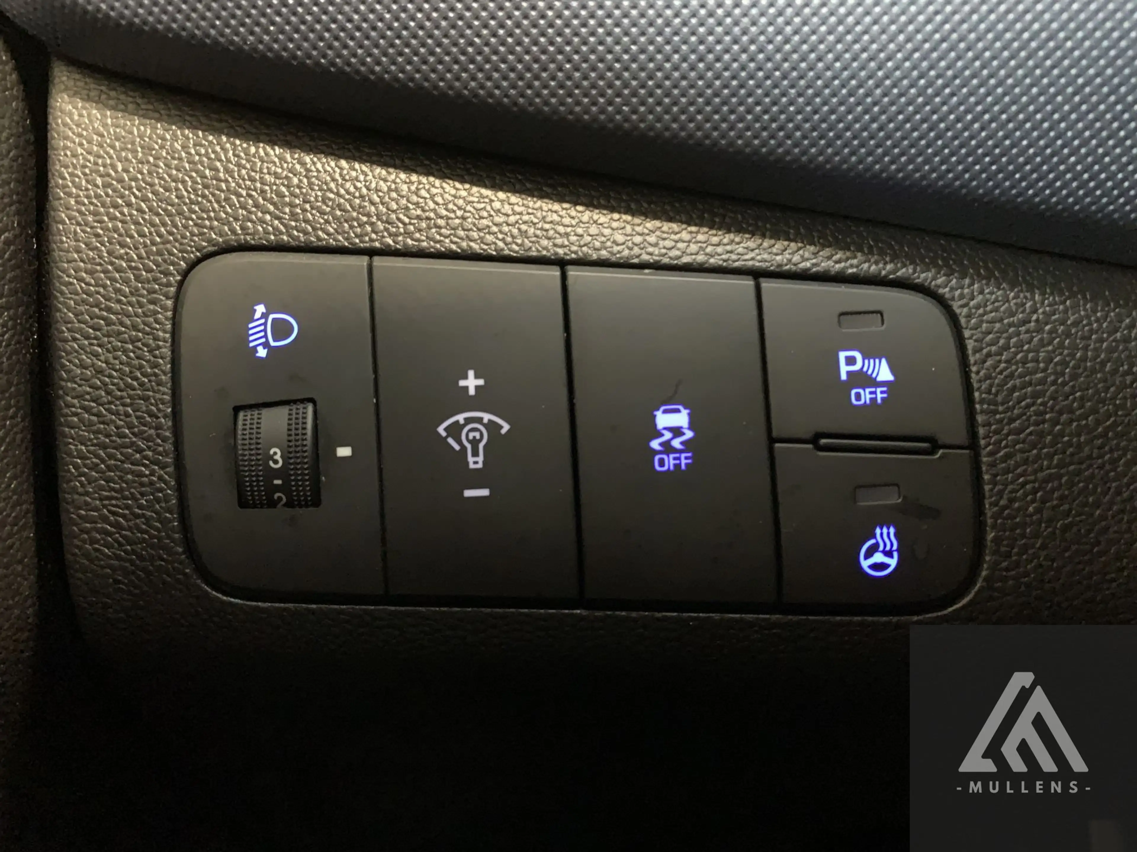 Hyundai i10 Joy — photo 14