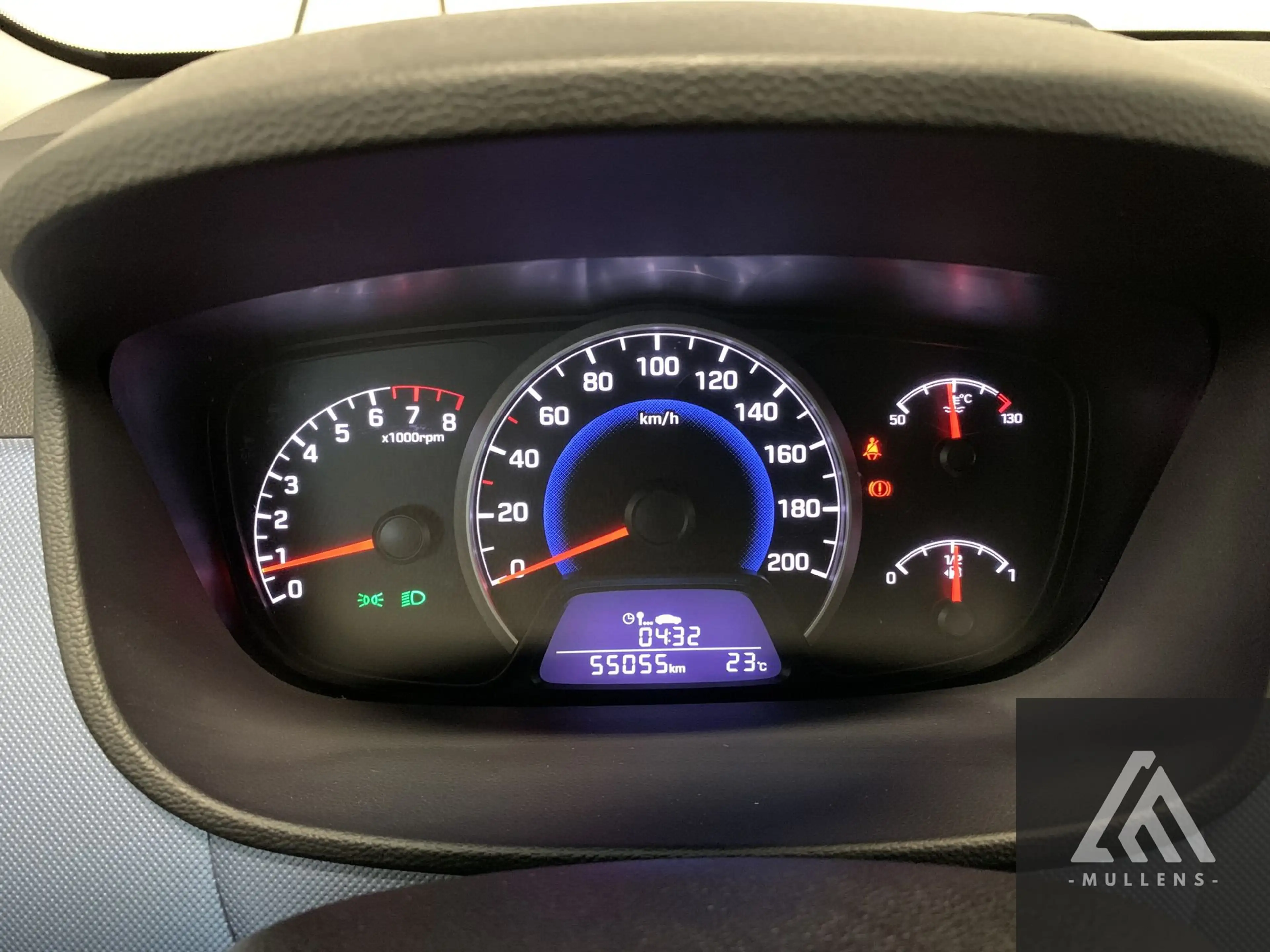 Hyundai i10 Joy — photo 15