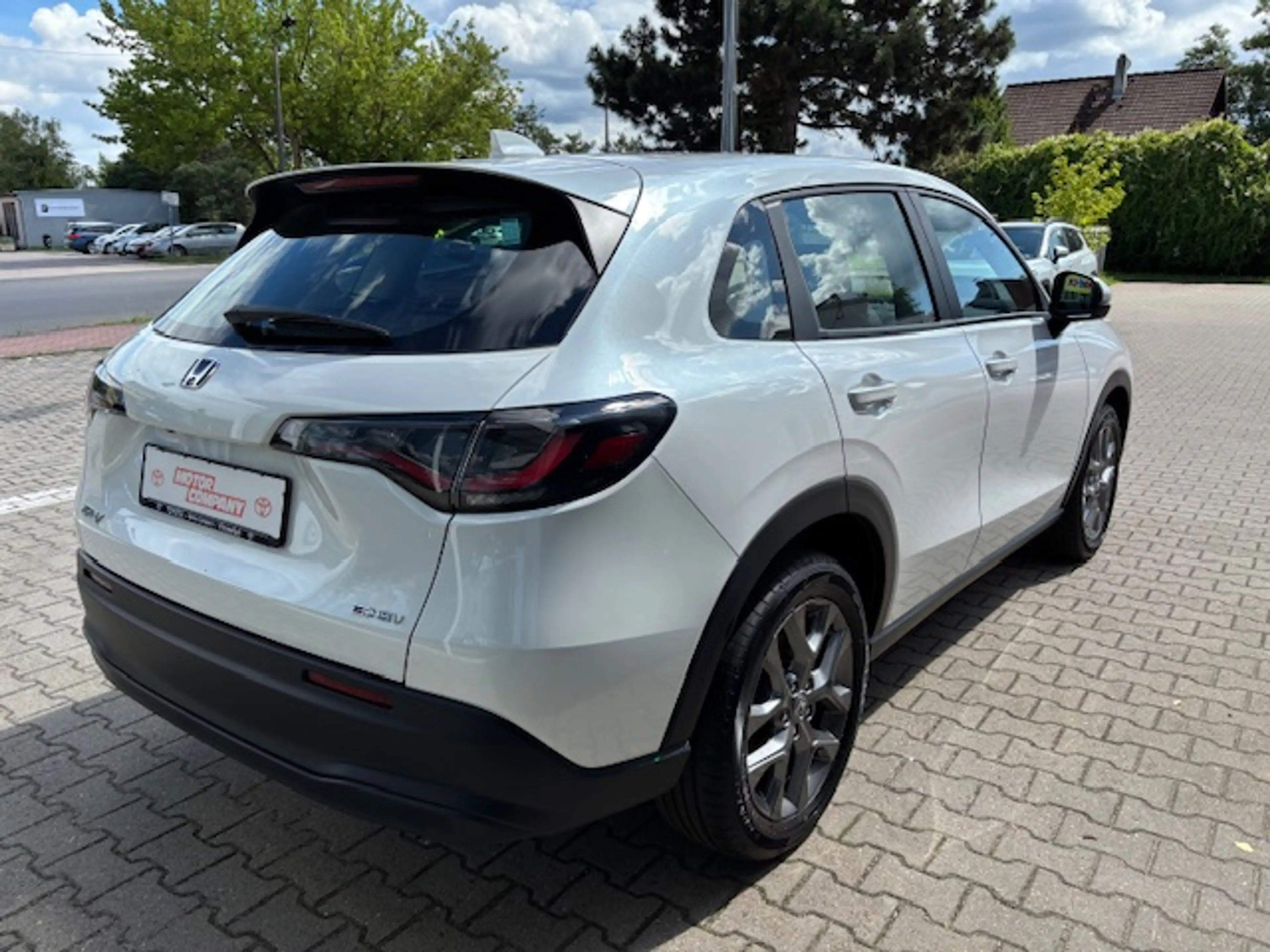 Honda ZR-V 2,0 Hybrid Automatik 5Trg. Elegance Ausstattung — photo 12