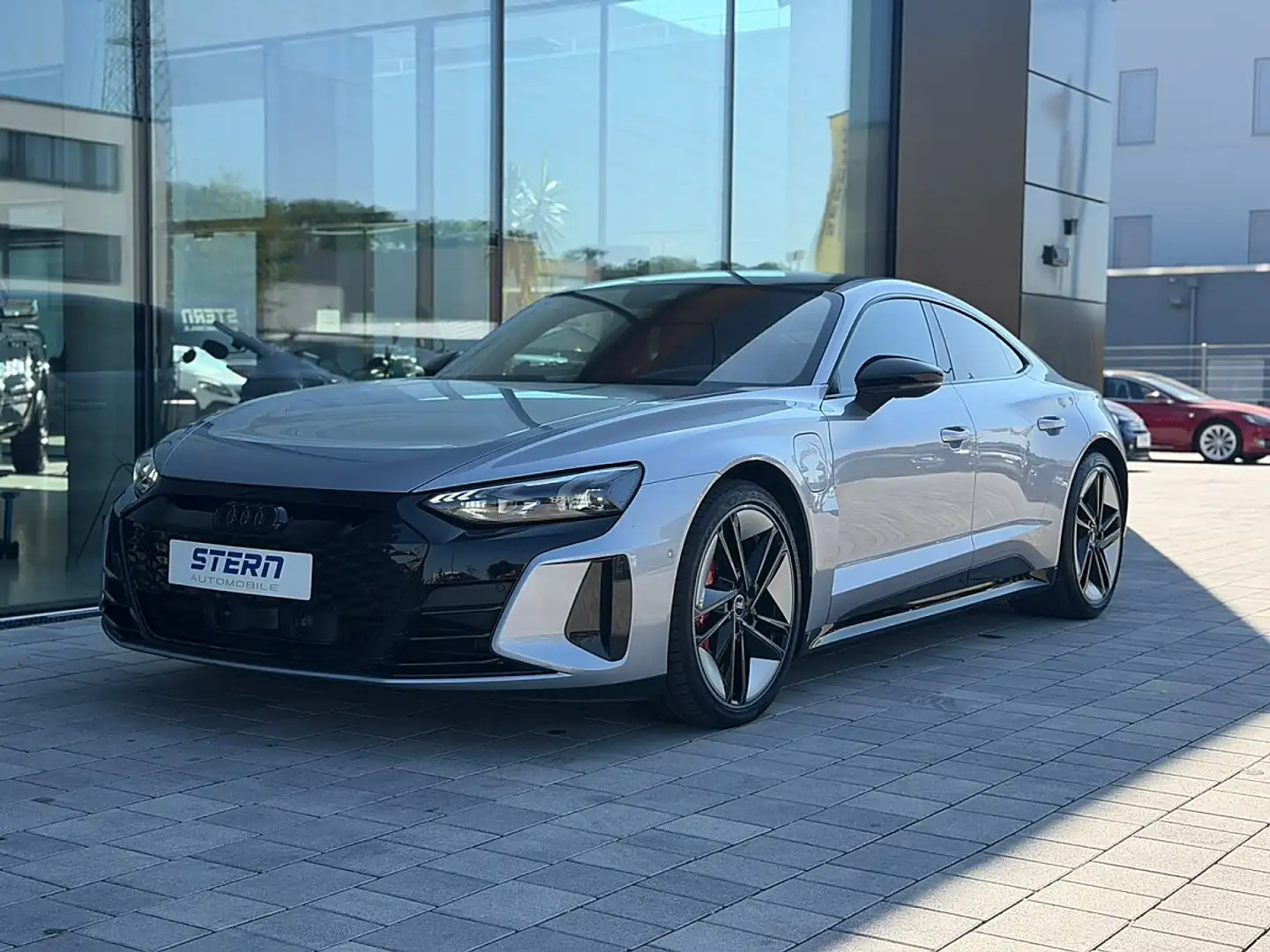 Audi e-tron GT 93,4kWh RS quattro Silber - 1