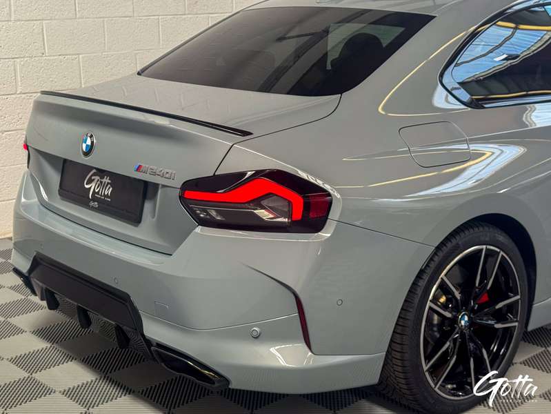 Photo du véhicule BMW 240
