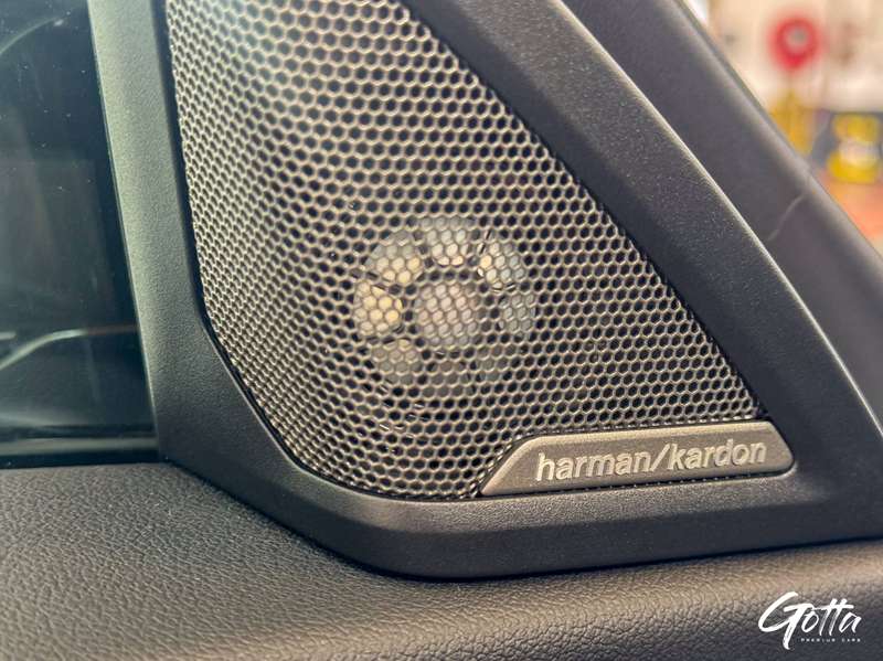 Photo du véhicule BMW 240