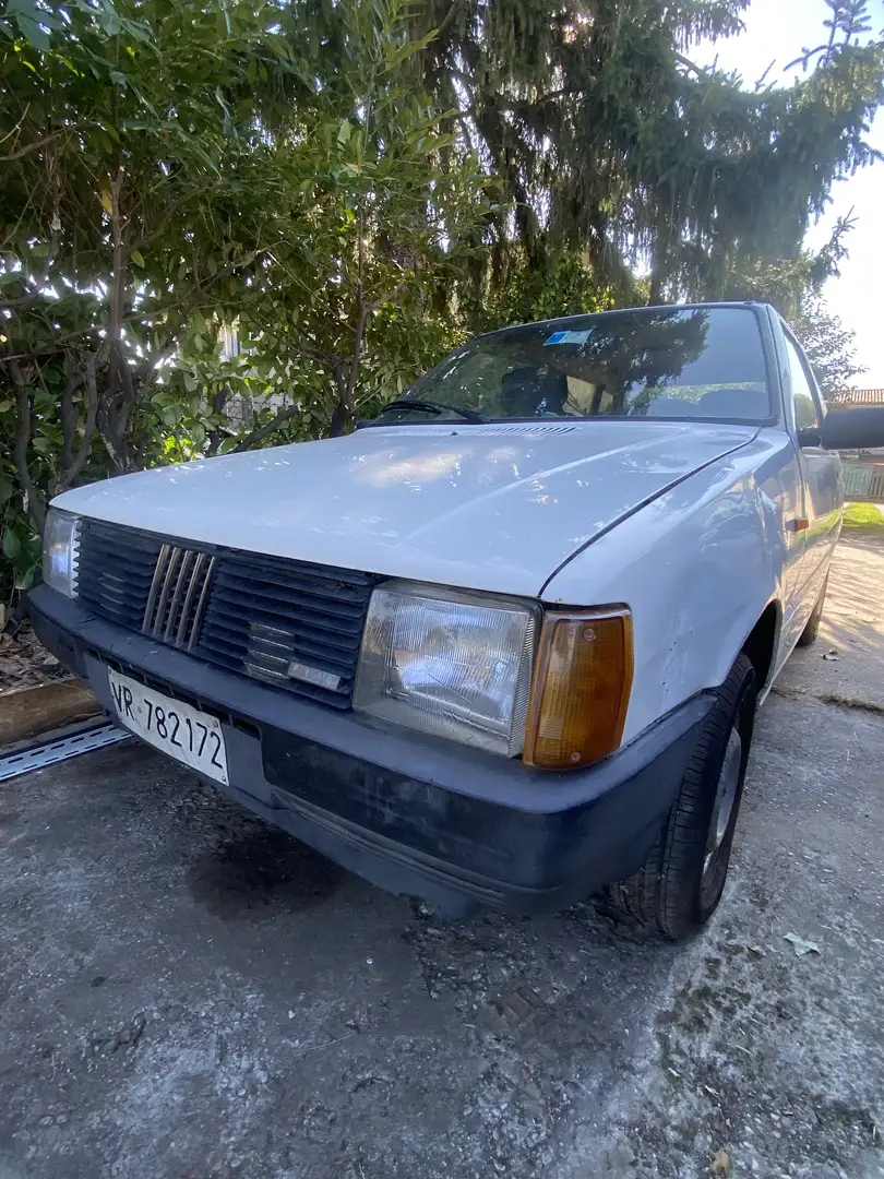 Fiat Uno - 1