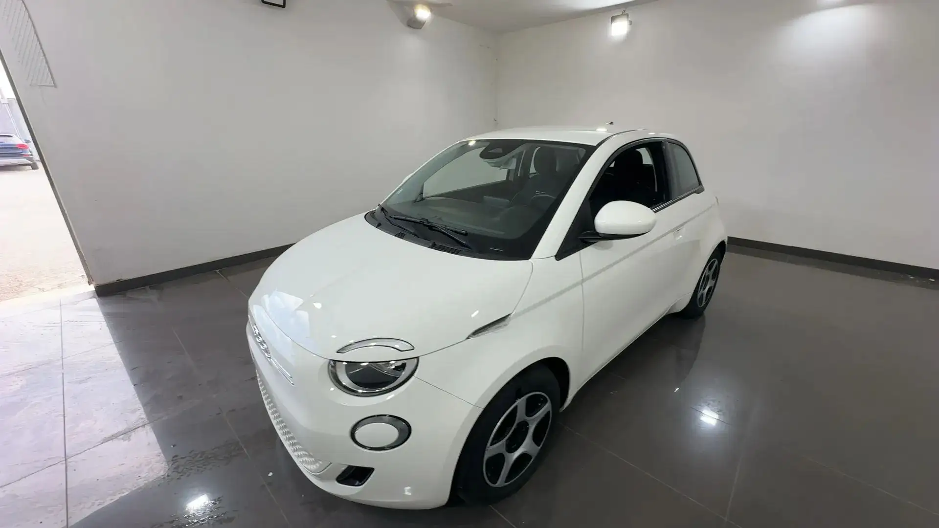 Fiat 500e 500e 42 kWh Passion Blanc - 2