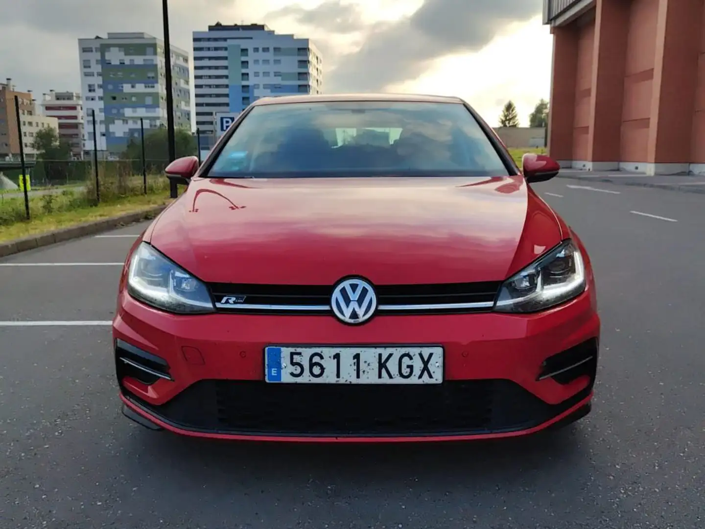 Volkswagen Golf Golf 2.0TDI Sport 110kW Sport Rojo - 1