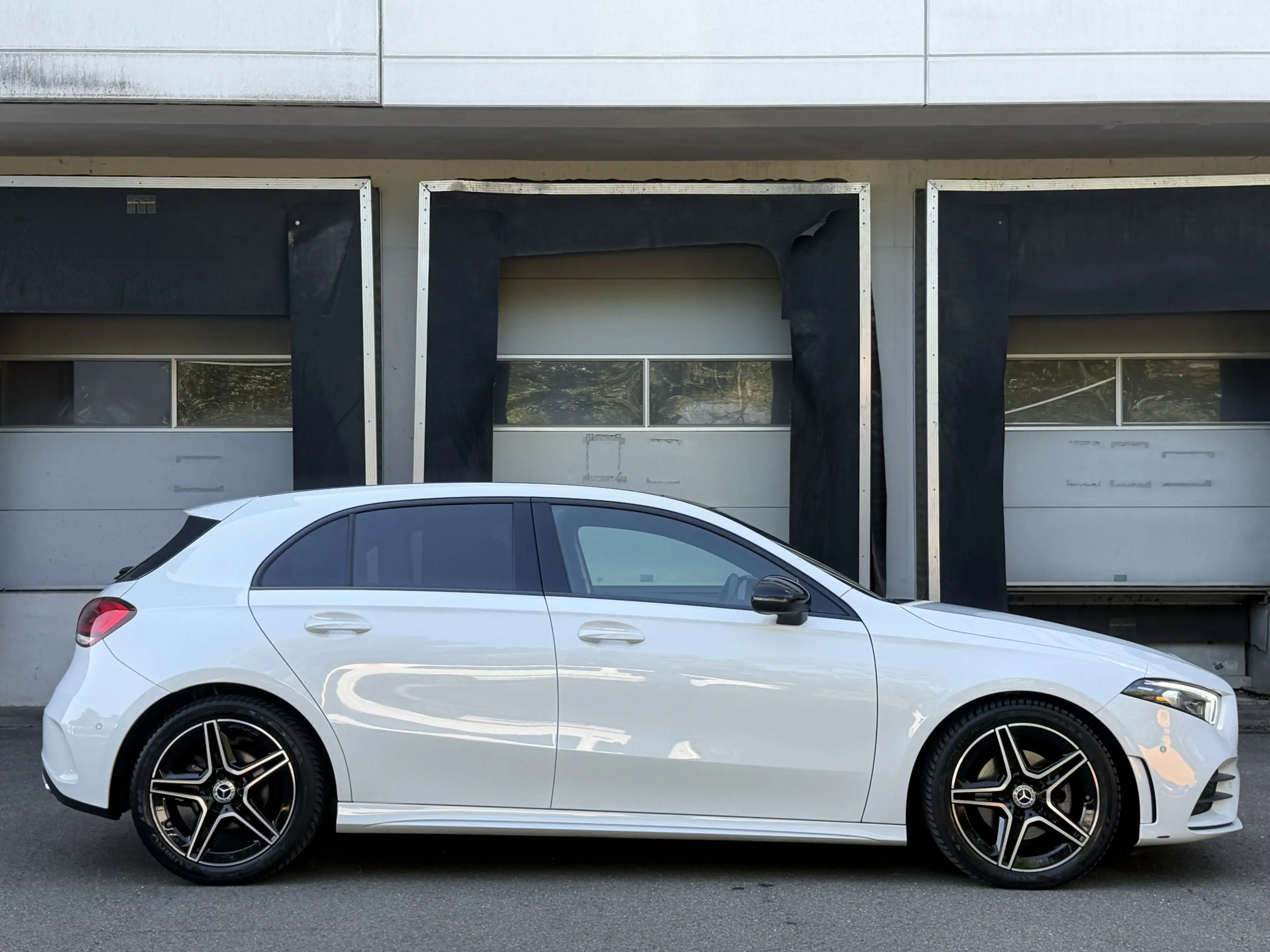 Mercedes-Benz A 180 D AMG Night Multibeam MBUX Pano Rü-Kamera — photo 7