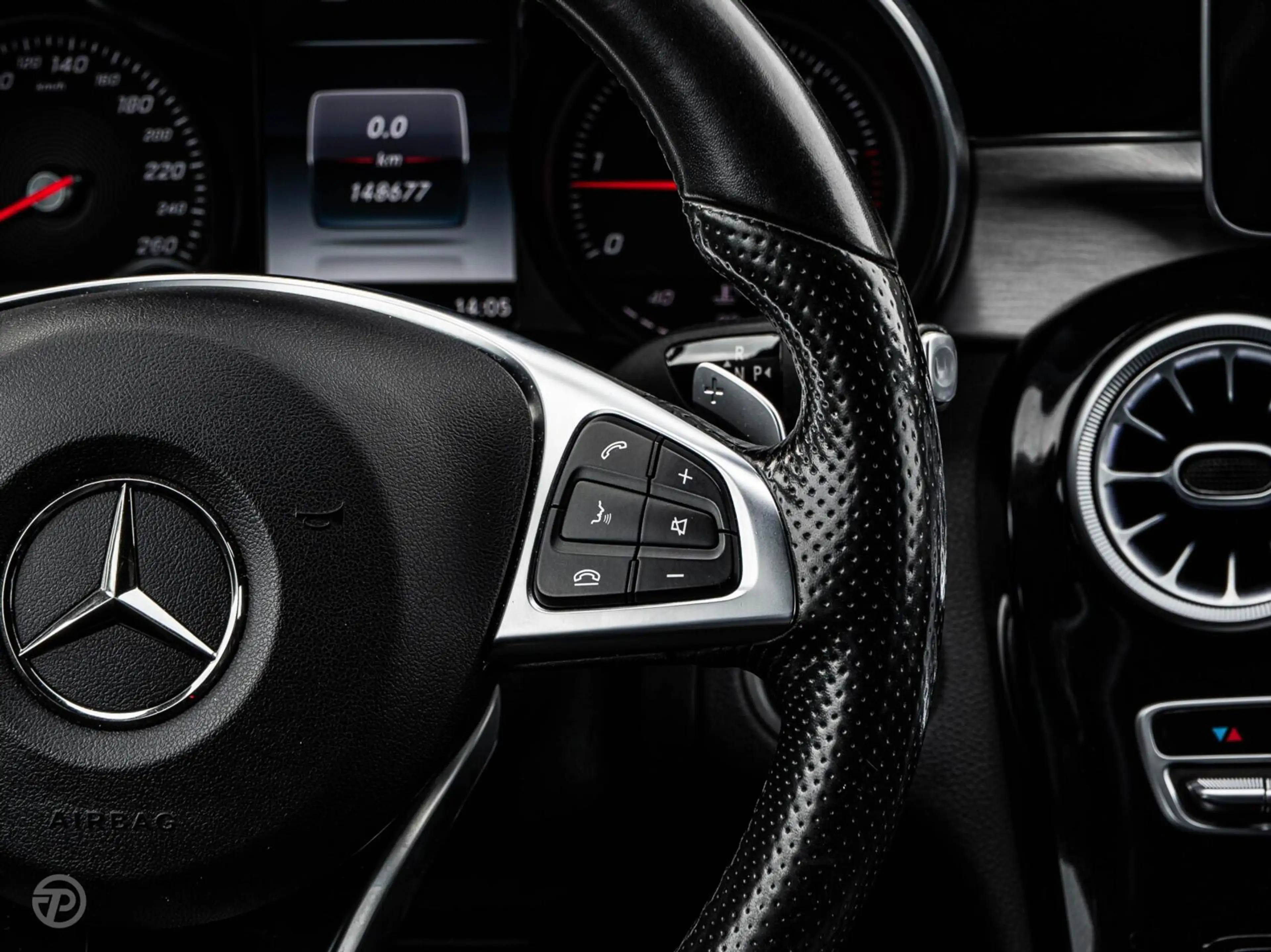 Mercedes-Benz C 220 CDI AMG Night Edition | Panoramadak | 360 Camera | — photo 18