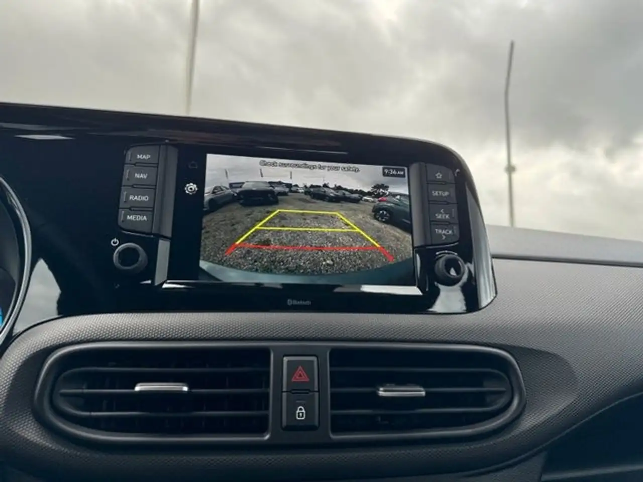 Hyundai i10 1.0 Trend Navi Digitales Cockpit Apple CarPlay And, миниатюра 15