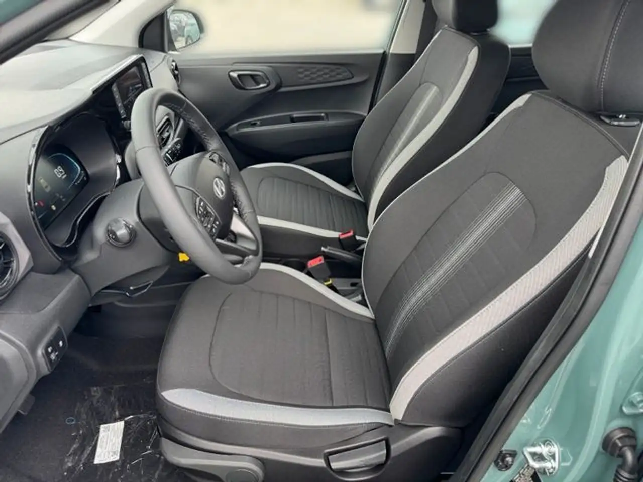 Hyundai i10 1.0 Trend Navi Digitales Cockpit Apple CarPlay And, миниатюра 7