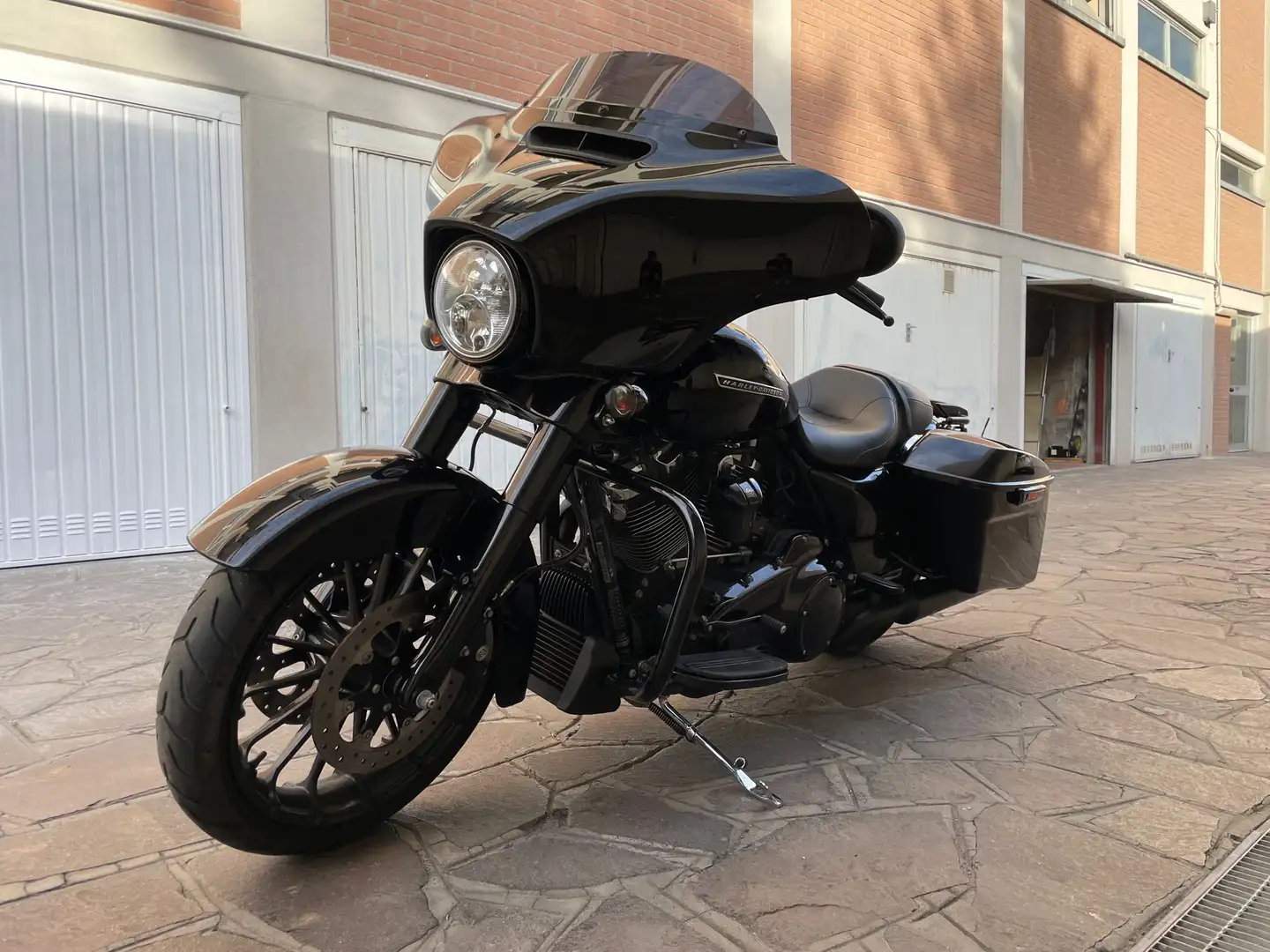 Harley-Davidson Street Glide flhxs Schwarz - 1