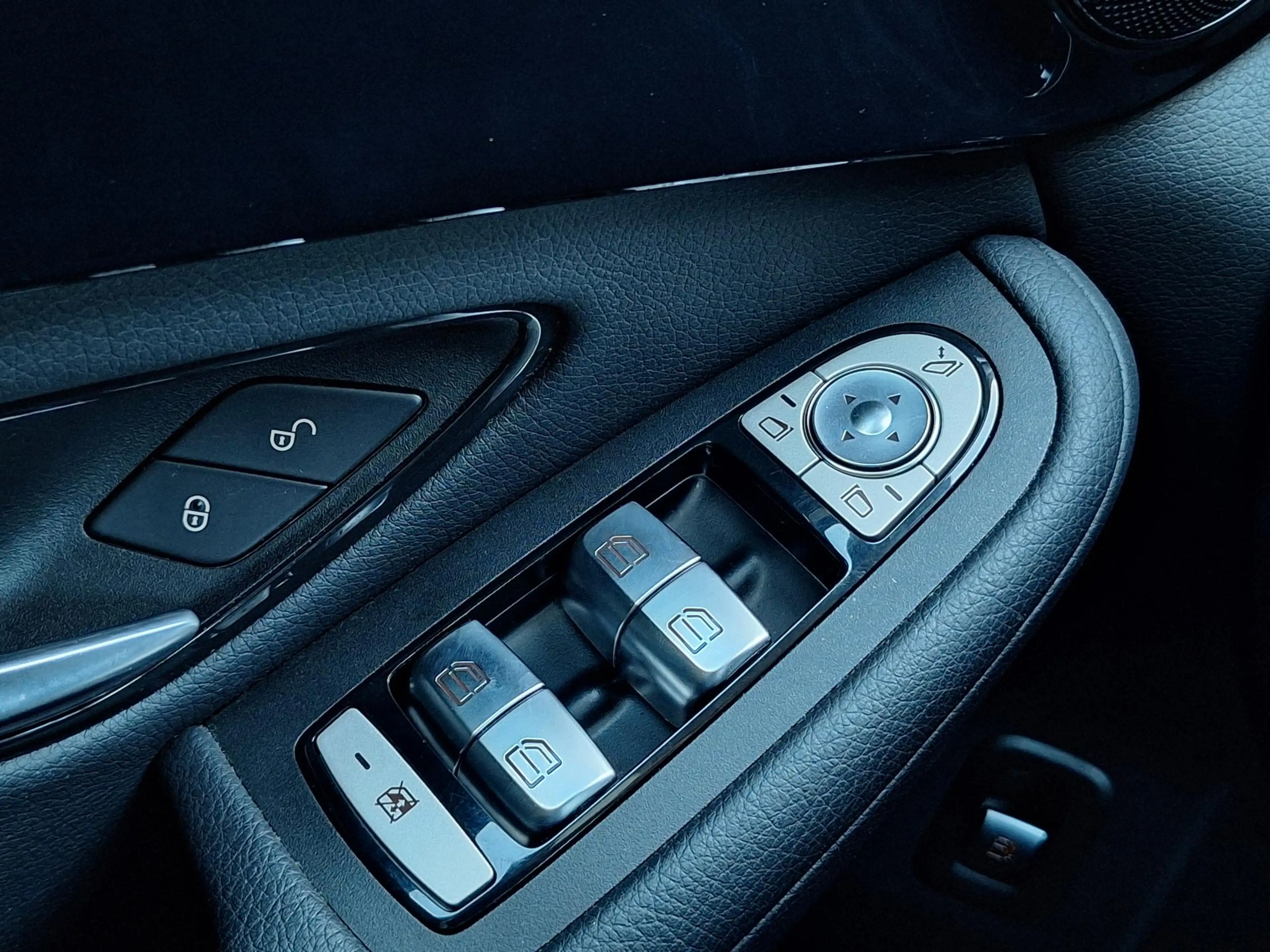 Mercedes-Benz GLC 300 300e 4MATIC | Panoramadak | Achteruitrijcamera | H — photo 12