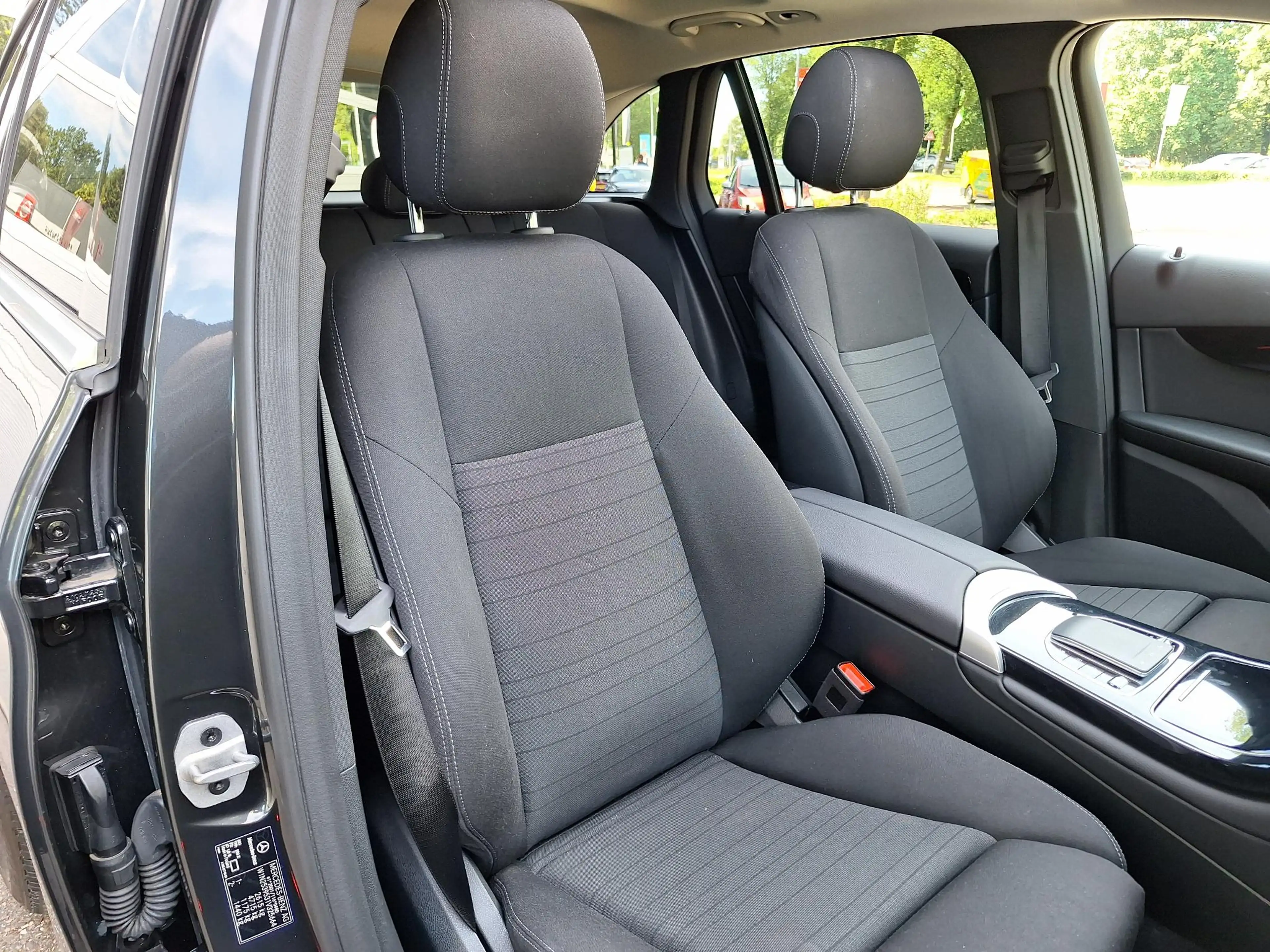 Mercedes-Benz GLC 300 300e 4MATIC | Panoramadak | Achteruitrijcamera | H — photo 7