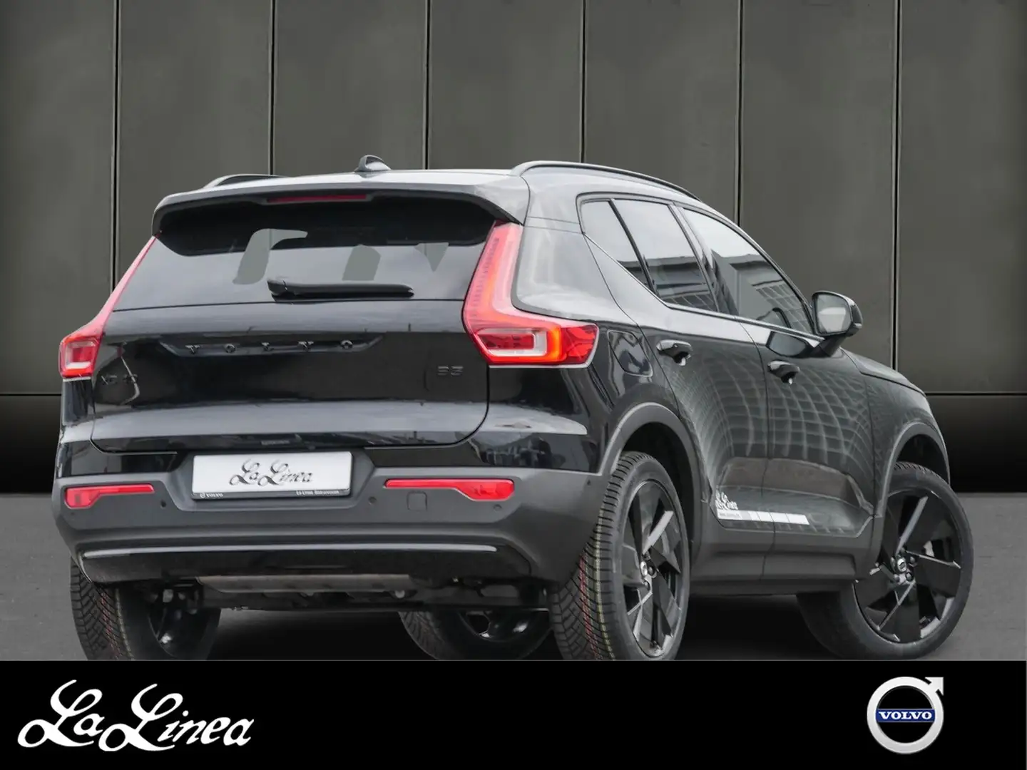 Volvo XC40 B3 Plus Black Edition 360°*Memory*Harman/Kardon Schwarz - 2