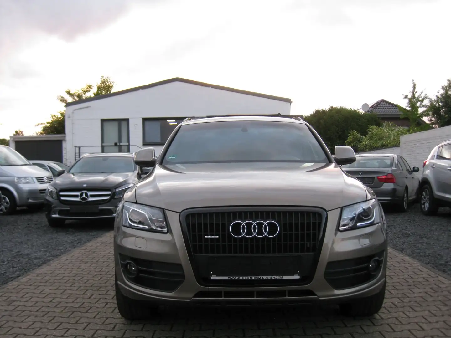 Audi Q5 2.0 TDI Stronic, Exclusive, Navi, Bi-Xenon, 20Zoll Beige - 2