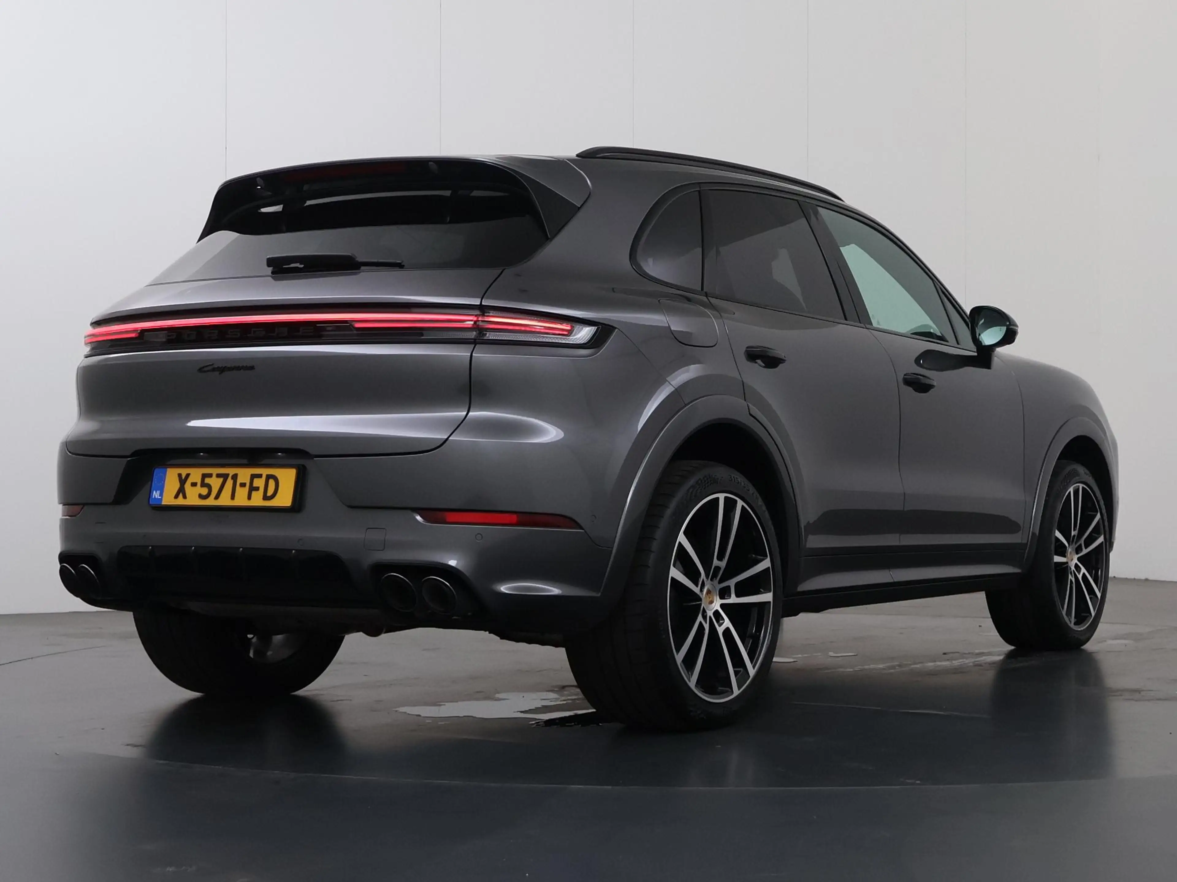 Porsche Cayenne 3.0 E-Hybrid | Luchtvering | Sport-Uitlaat | Trekh — photo 2
