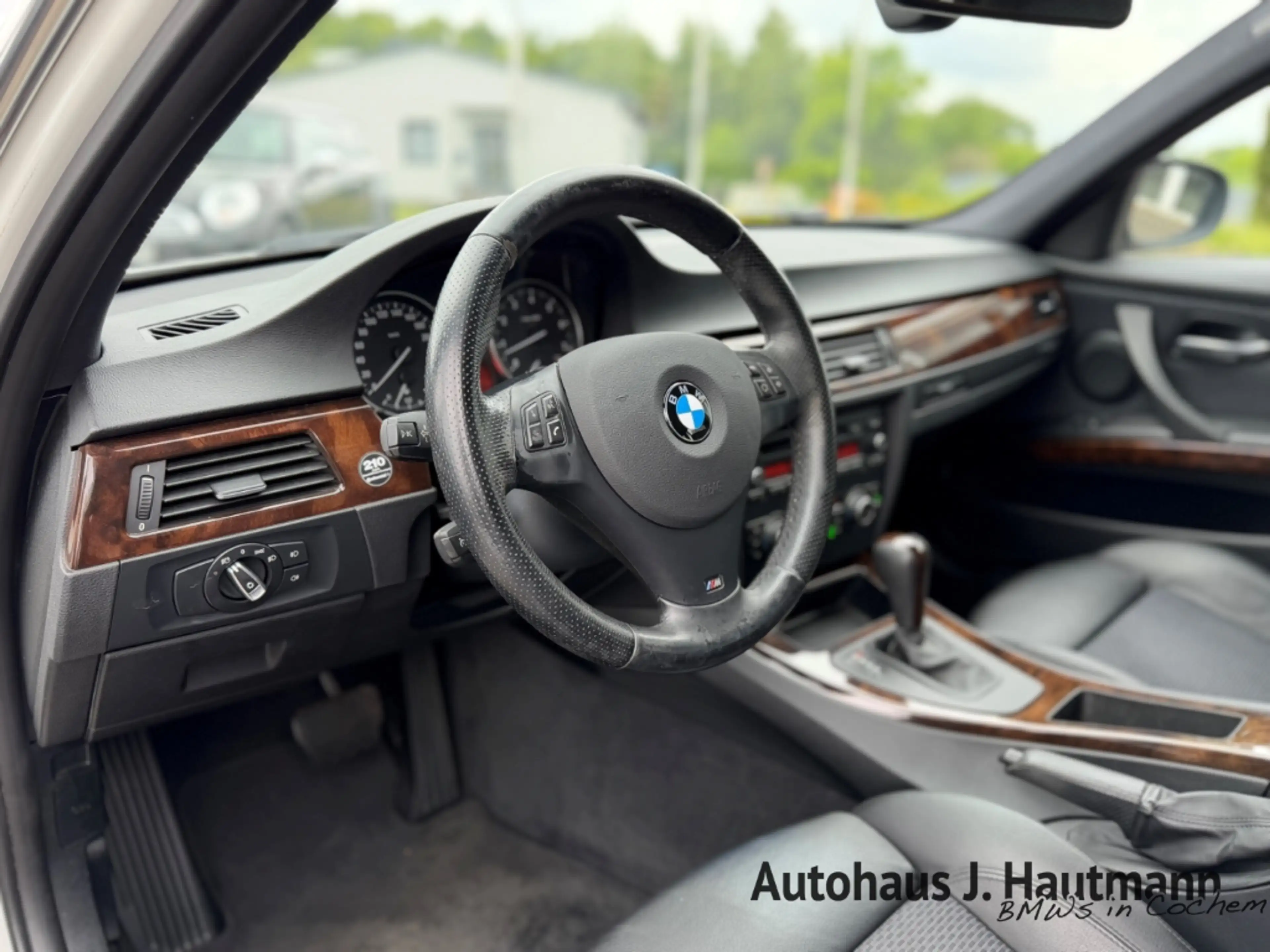 BMW 325 i Touring *1.HAND*adapt.XENON*TEMPO*COMFORT* — photo 8