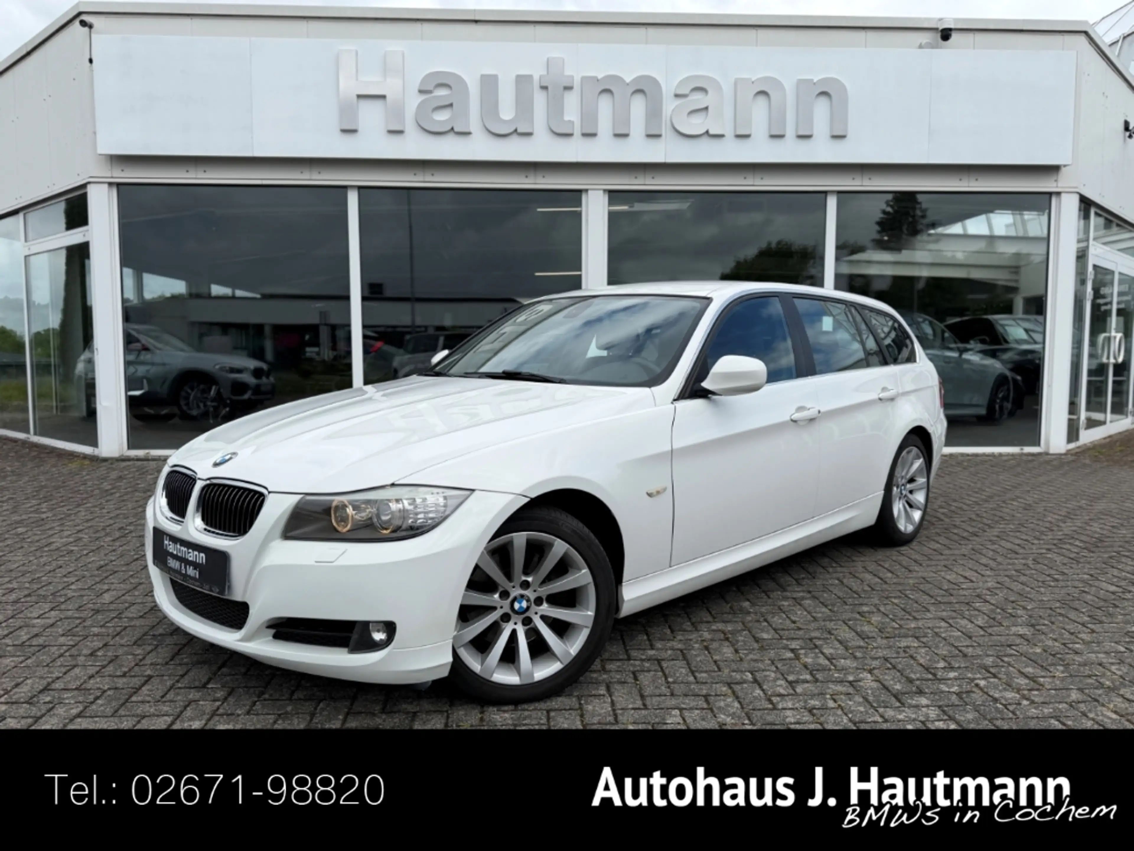 BMW 325 i Touring *1.HAND*adapt.XENON*TEMPO*COMFORT*