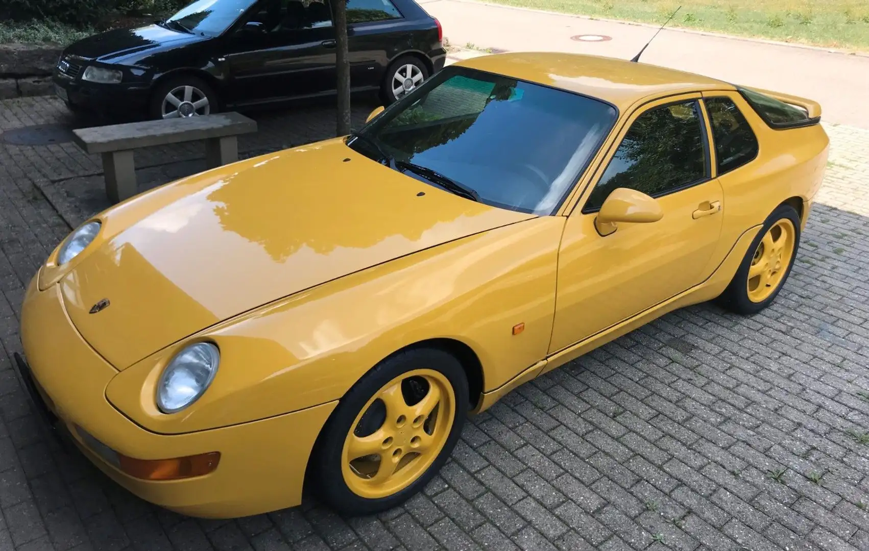 Porsche 968 Clubsport Gelb - 2